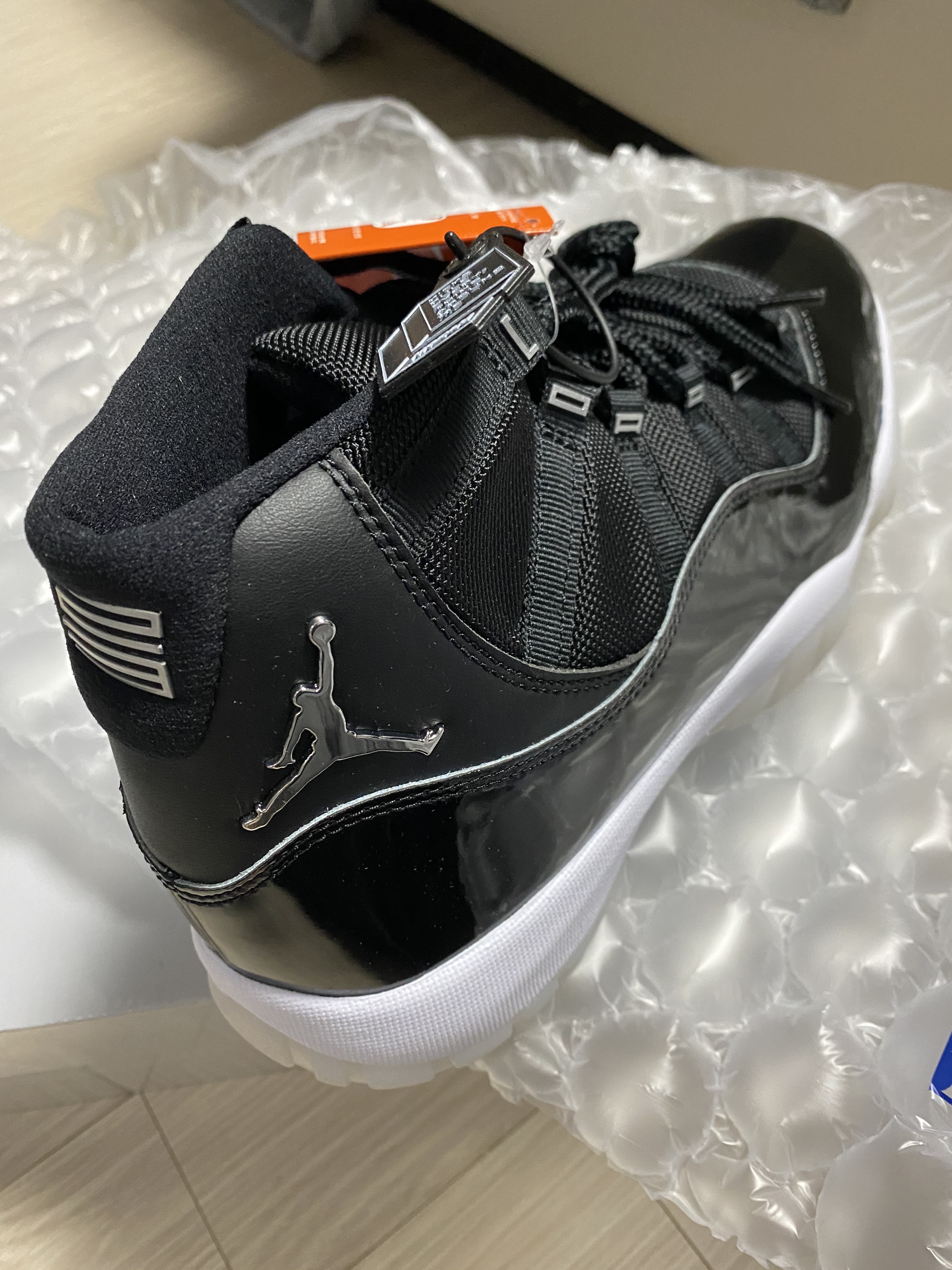 Jordan 11 Retro Jubilee 착용 스타일