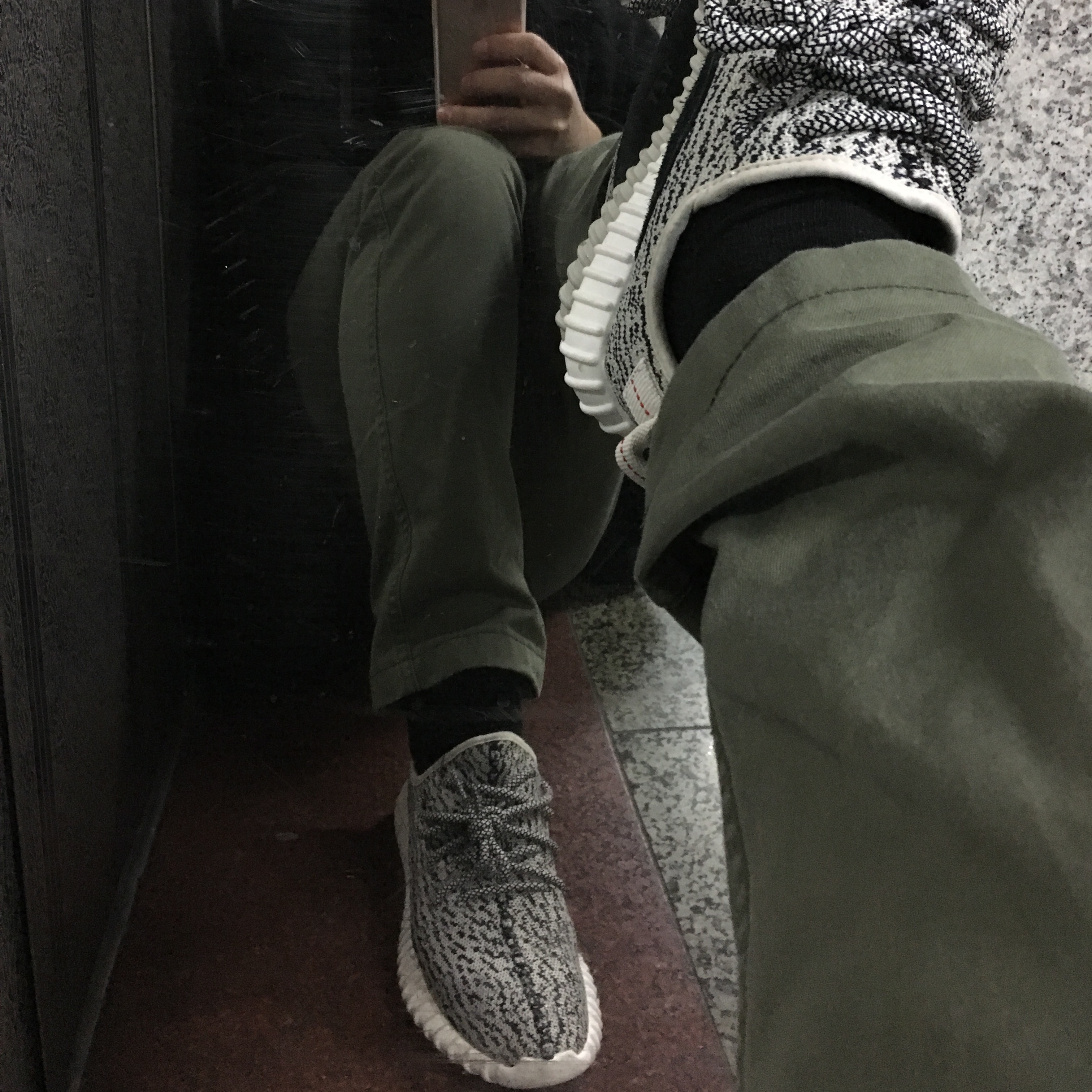 Adidas Yeezy Boost 350 Turtledove 2015 착용 스타일