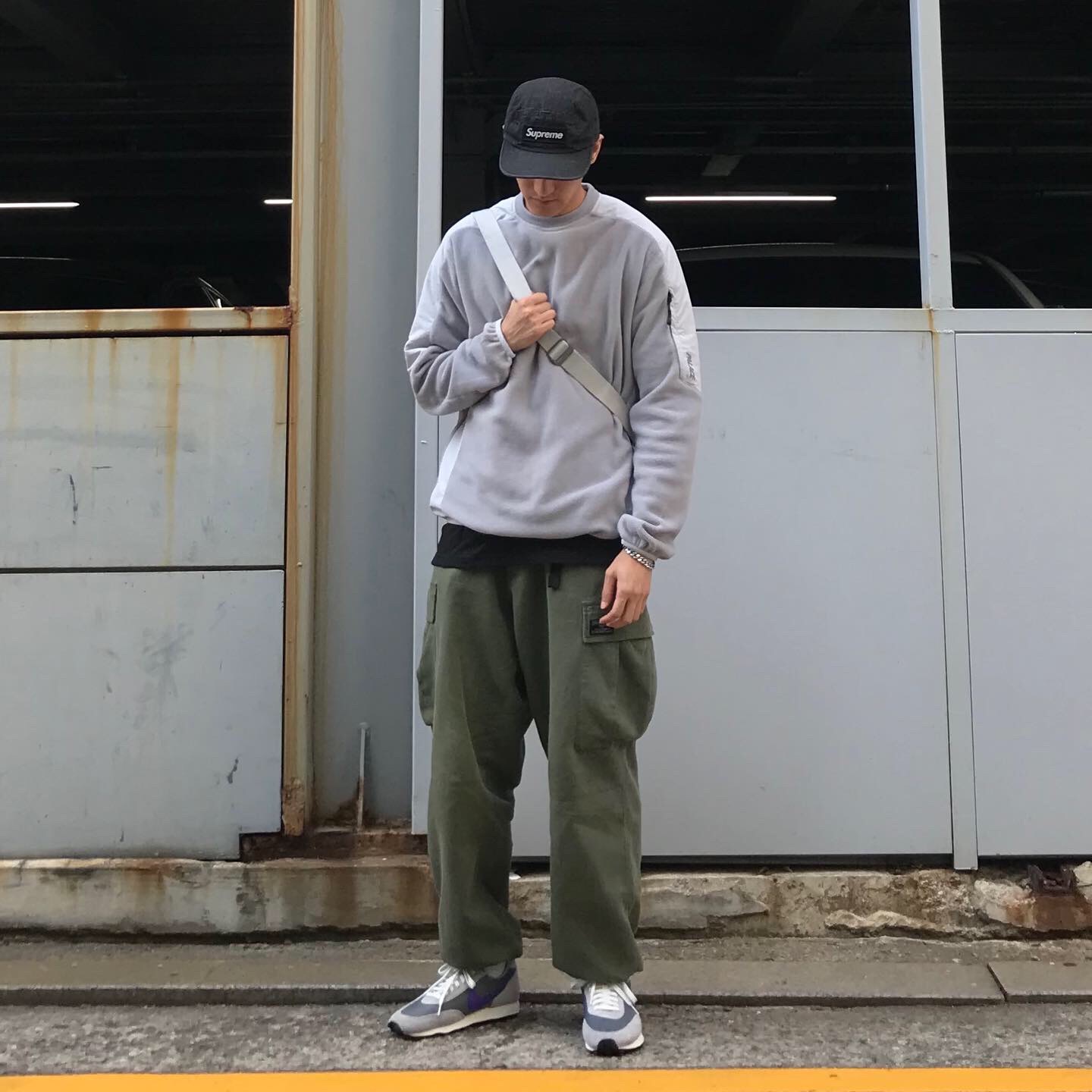 Nike Daybreak SP Cool Grey Hyper Grape 착용 스타일 - 1