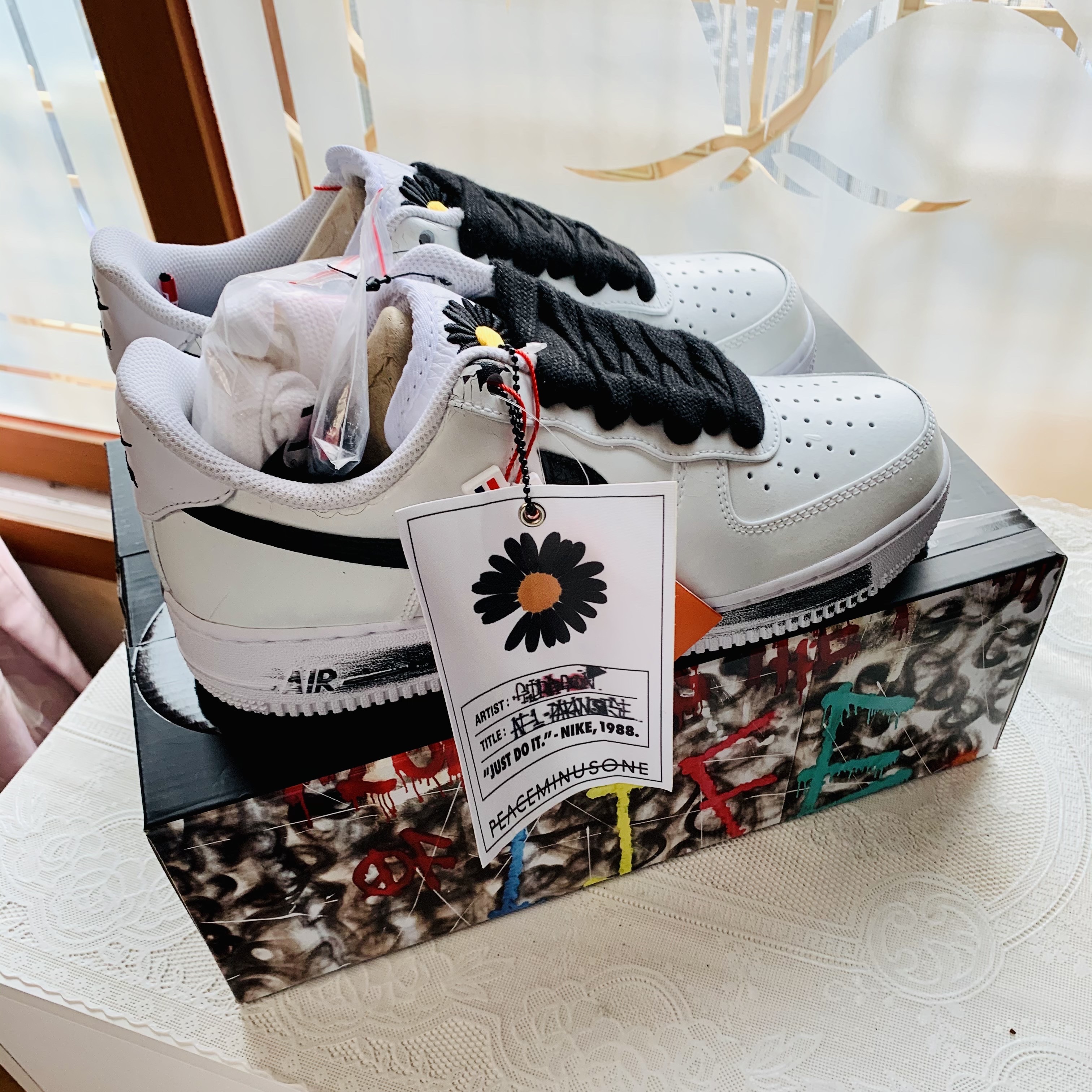 Nike x Peaceminusone Air Force 1 Low Para-Noise 2.0 착용 스타일 - 4