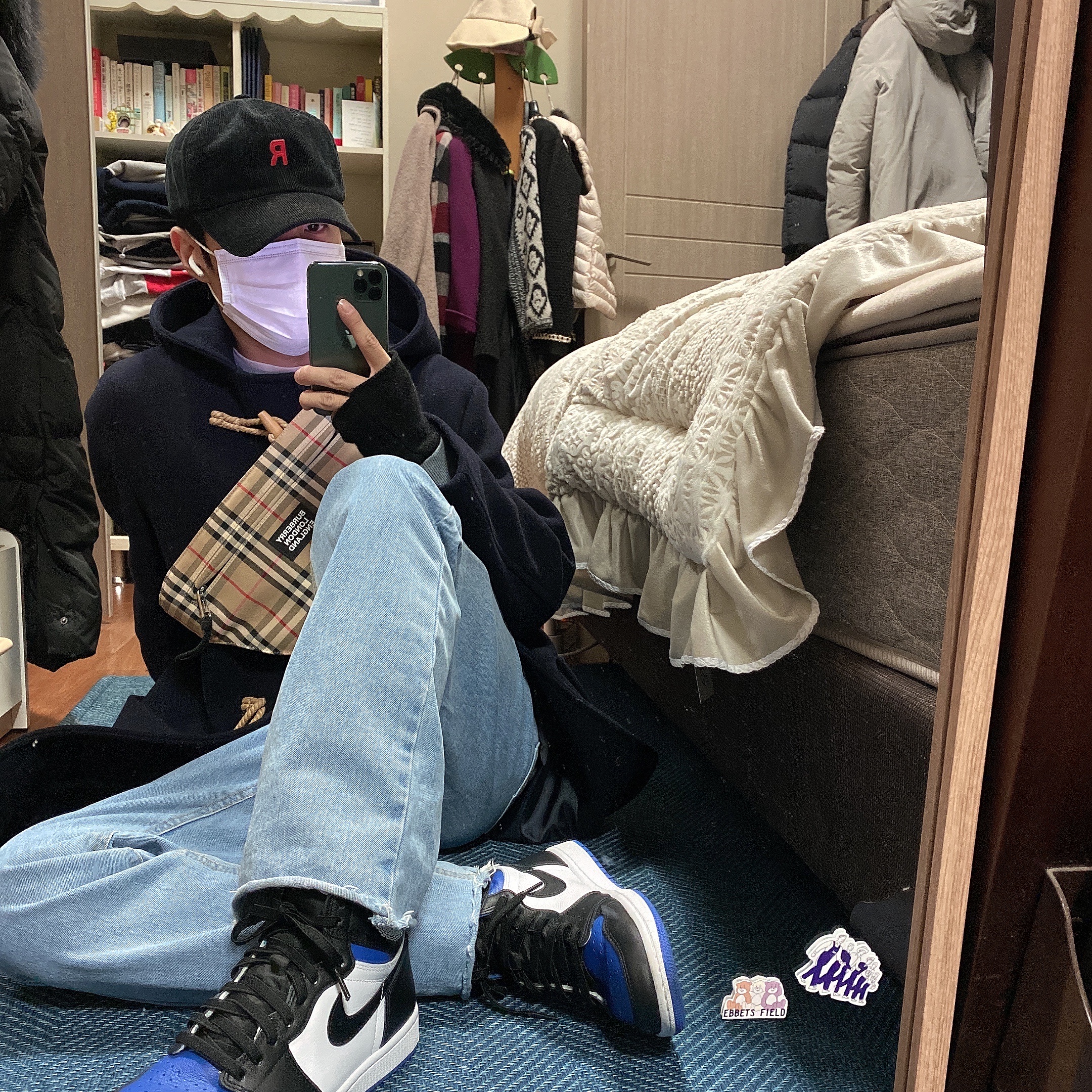 Jordan 1 Retro High OG Royal Toe 착용 스타일 - 2
