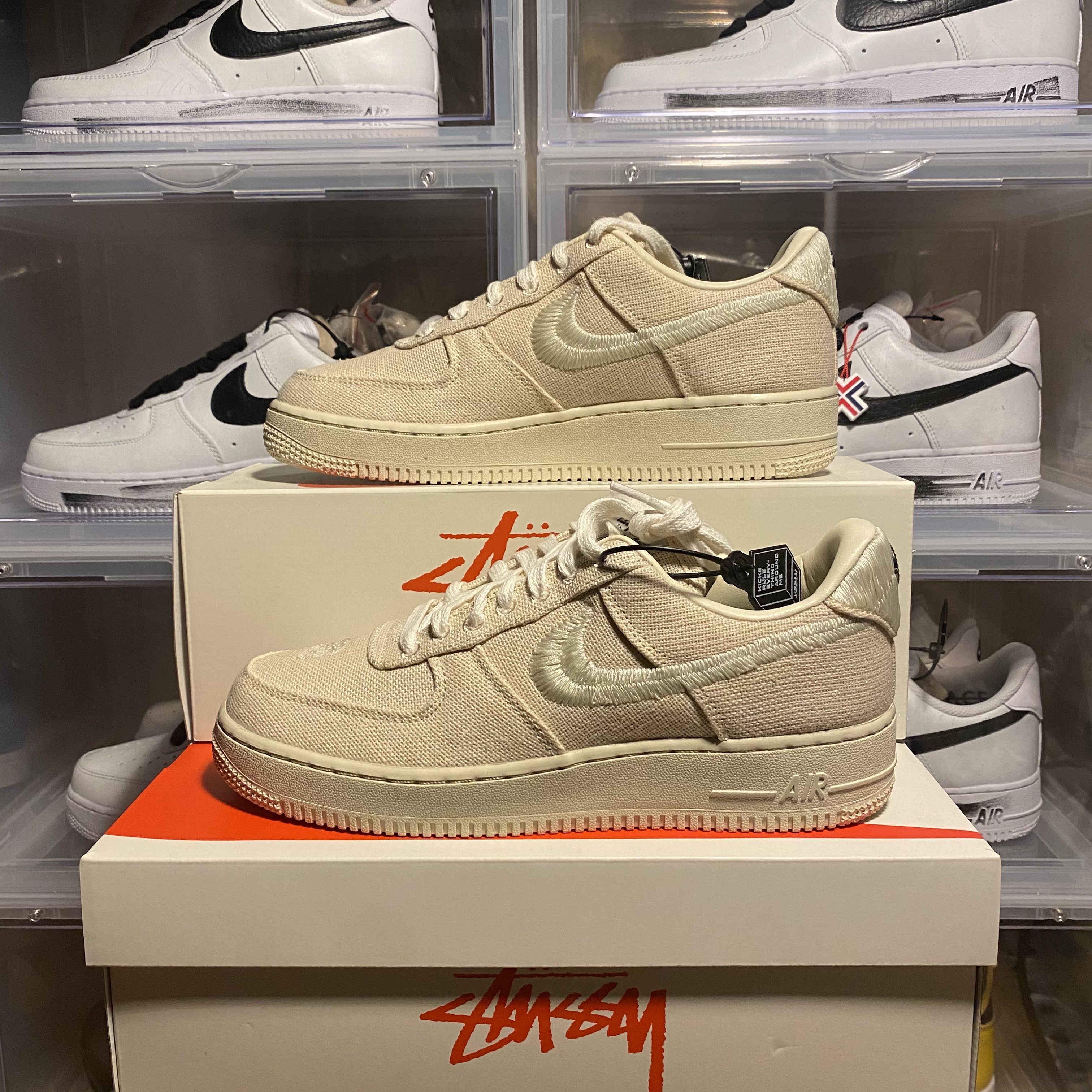 Nike x Stussy Air Force 1 Low Fossil 착용 스타일