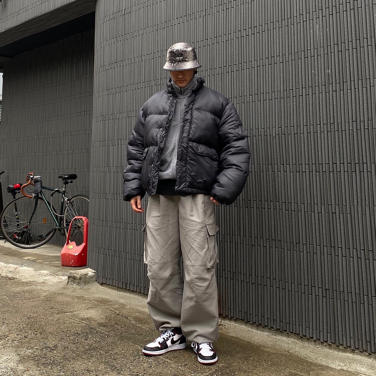 Jordan 1 Retro High OG Bloodline 착용 스타일