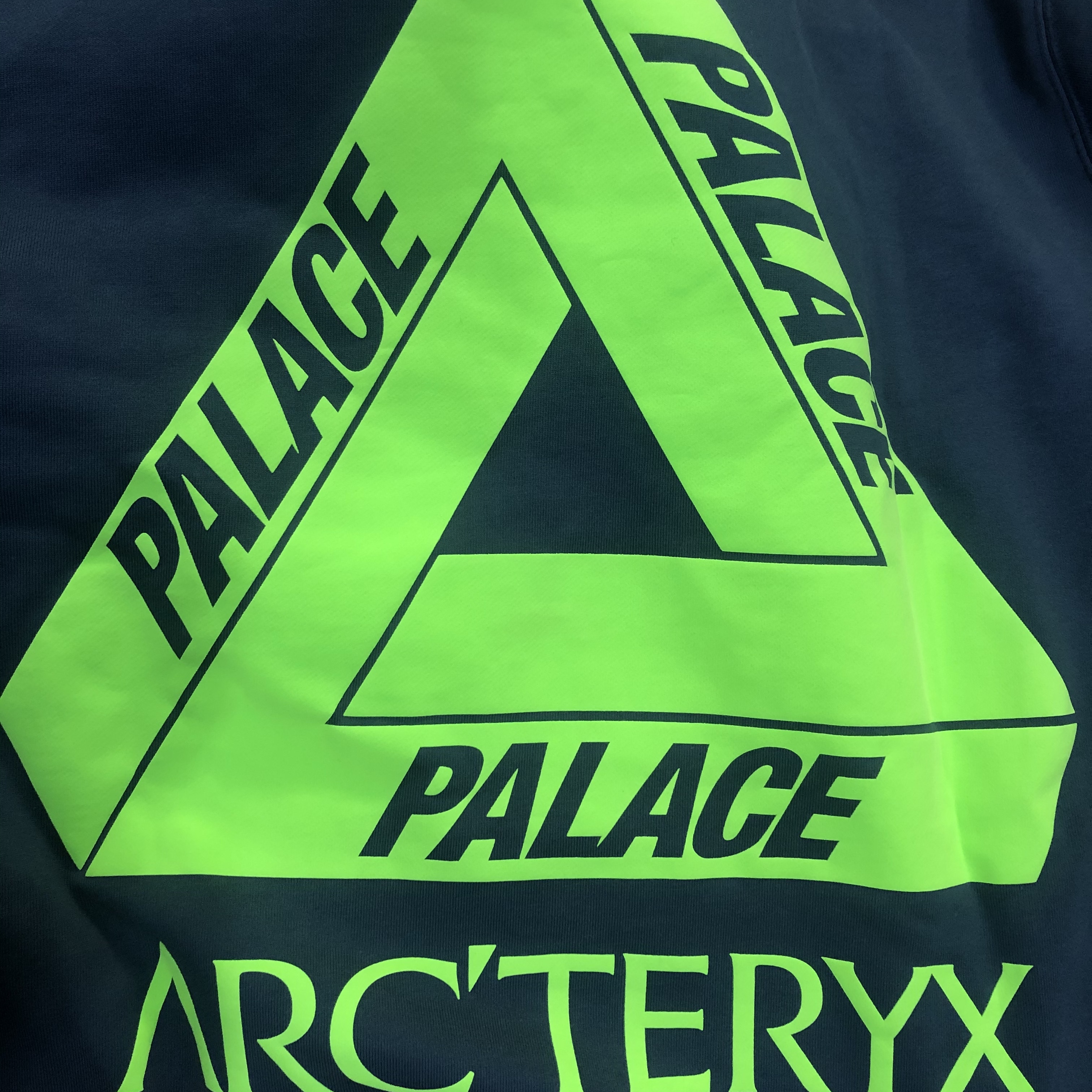 Palace x Arc'teryx Hood Teal - 20FW 착용 스타일 - 2
