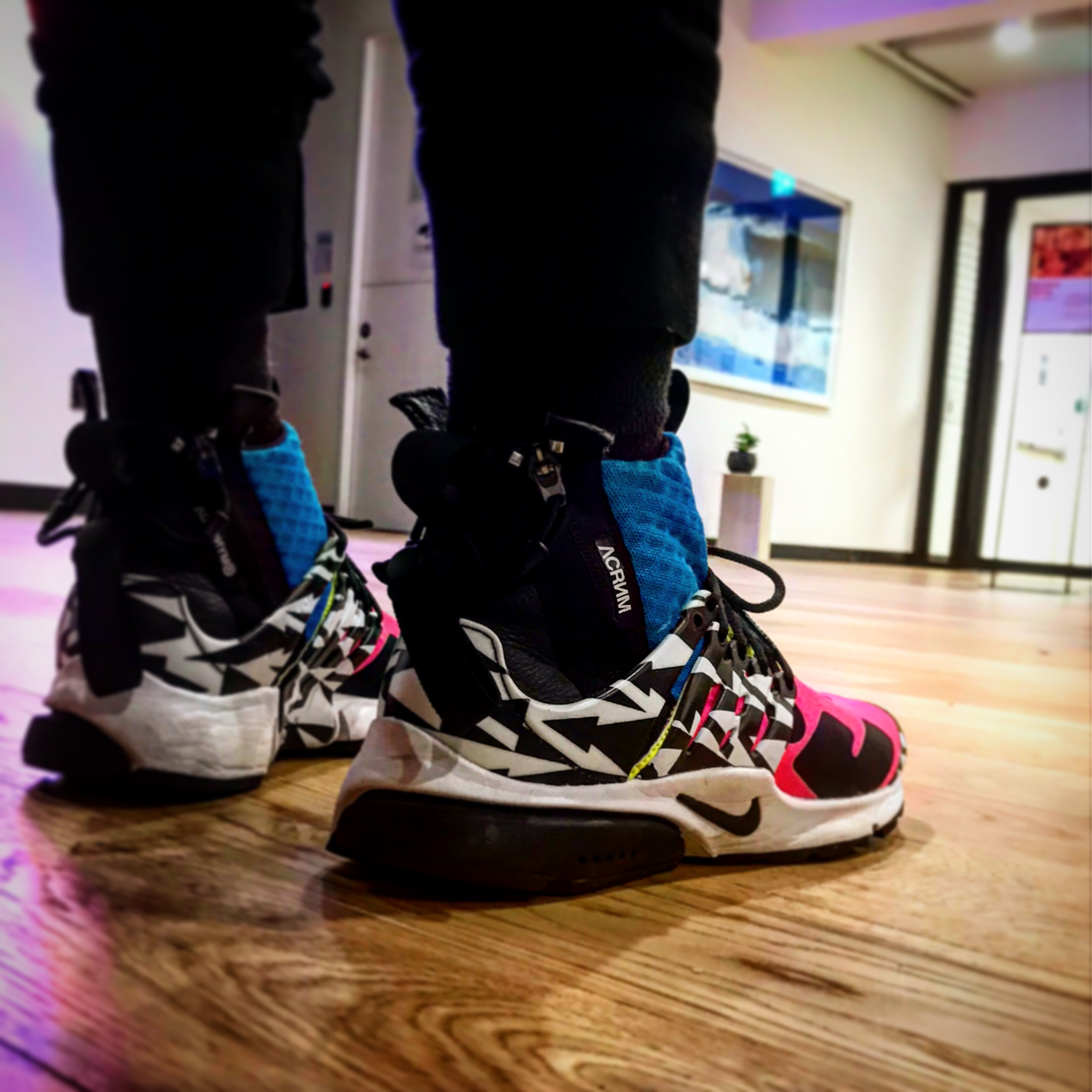 Nike x Acronym Air Presto Mid Racer Pink 착용 스타일
