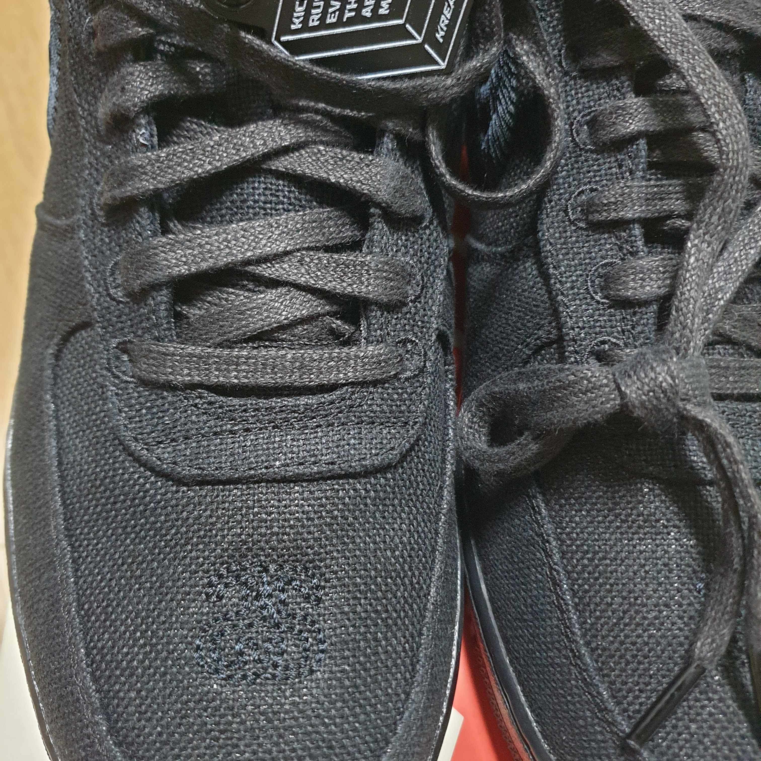 Nike x Stussy Air Force 1 Low Triple Black 착용 스타일 - 2