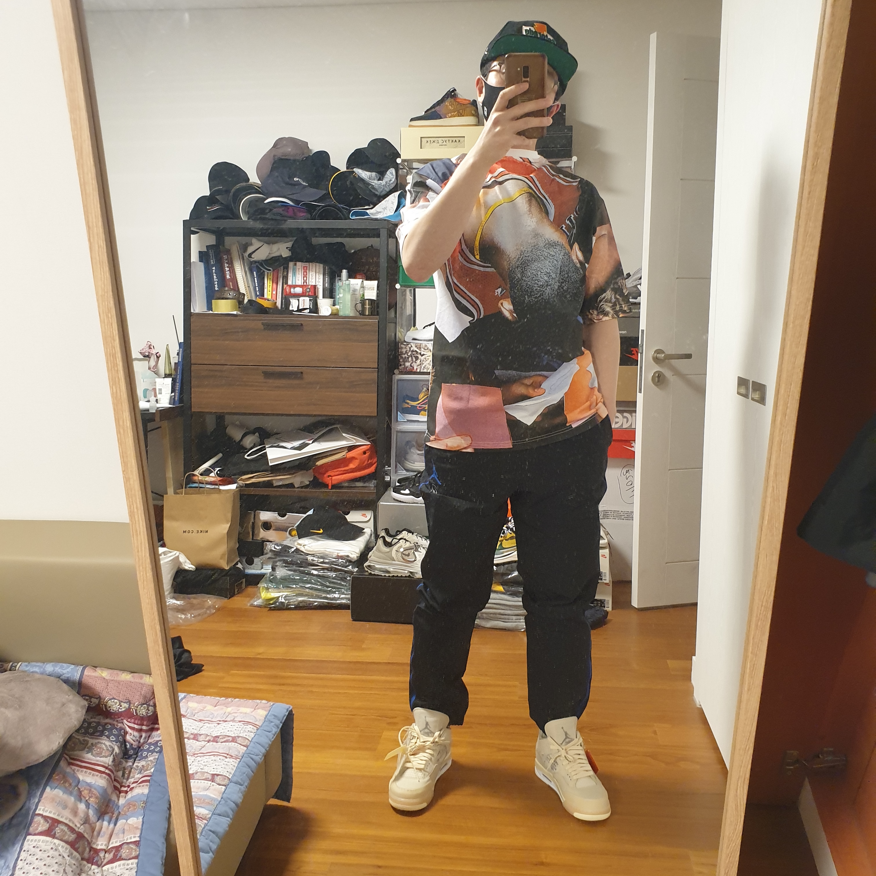 (W) Jordan 4 x Off-White Retro SP Sail, Jordan x Fragment Woven Pants Black - US/EU 착용 스타일 - 4
