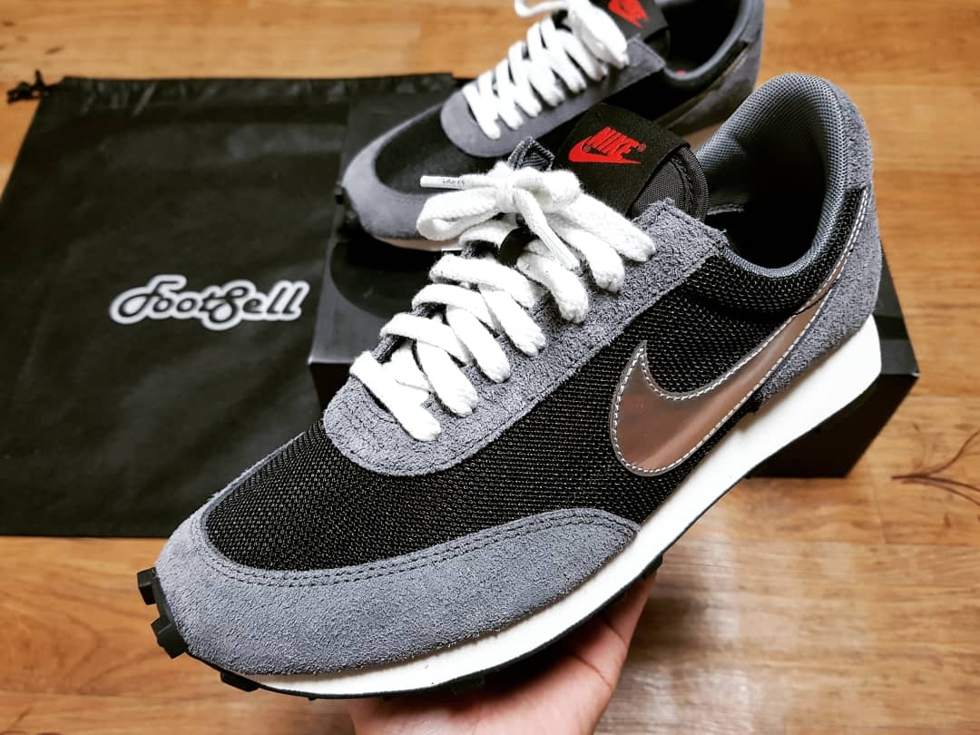 Nike Daybreak SP Black Metallic Silver 착용 스타일 - 1