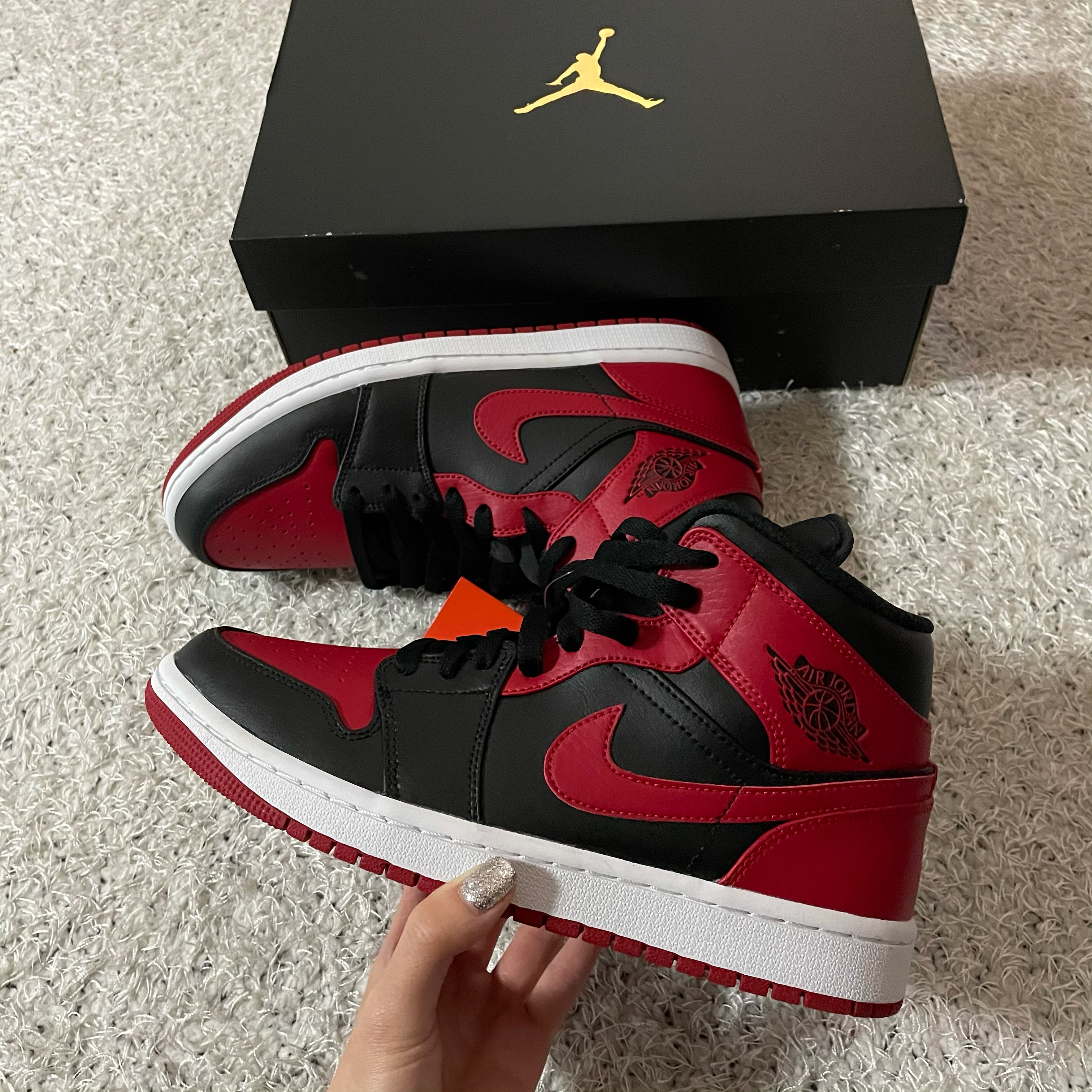(GS) Jordan 1 Mid Bred Banned 2020, Jordan 1 Mid Bred Banned 2020 착용 스타일