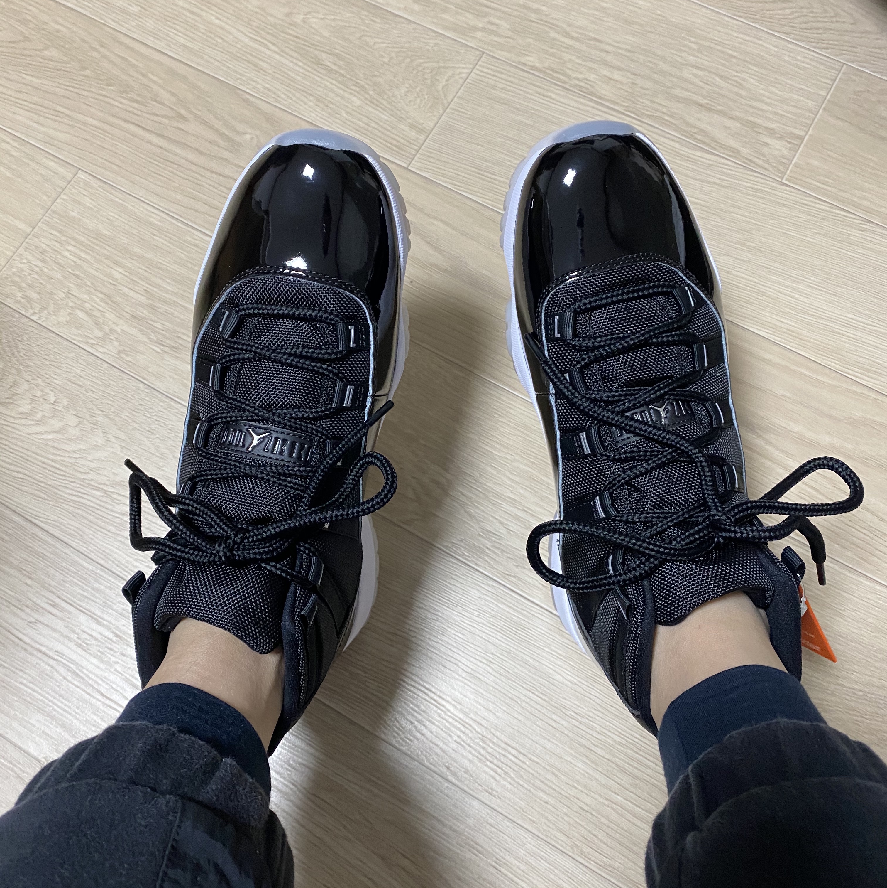 Jordan 11 Retro Jubilee 착용 스타일 - 1