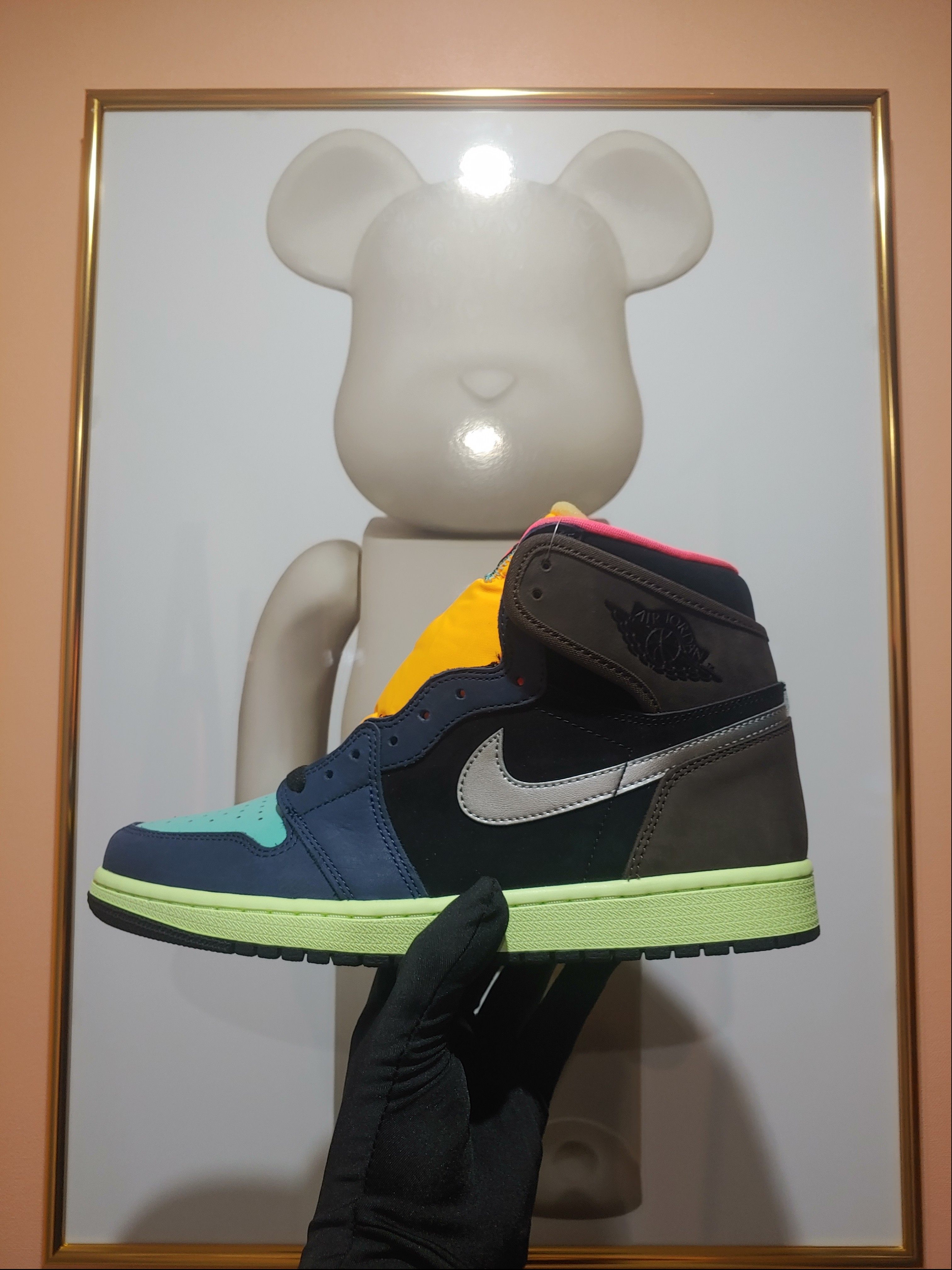 Jordan 1 Retro High Baroque Brown, Converse x Moncler x Fragment Chuck 70 Ox White 착용 스타일 - 1