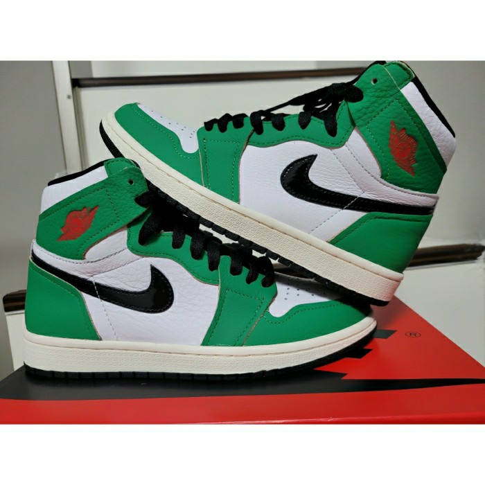 (W) Jordan 1 Retro High OG Lucky Green 착용 스타일 - 1