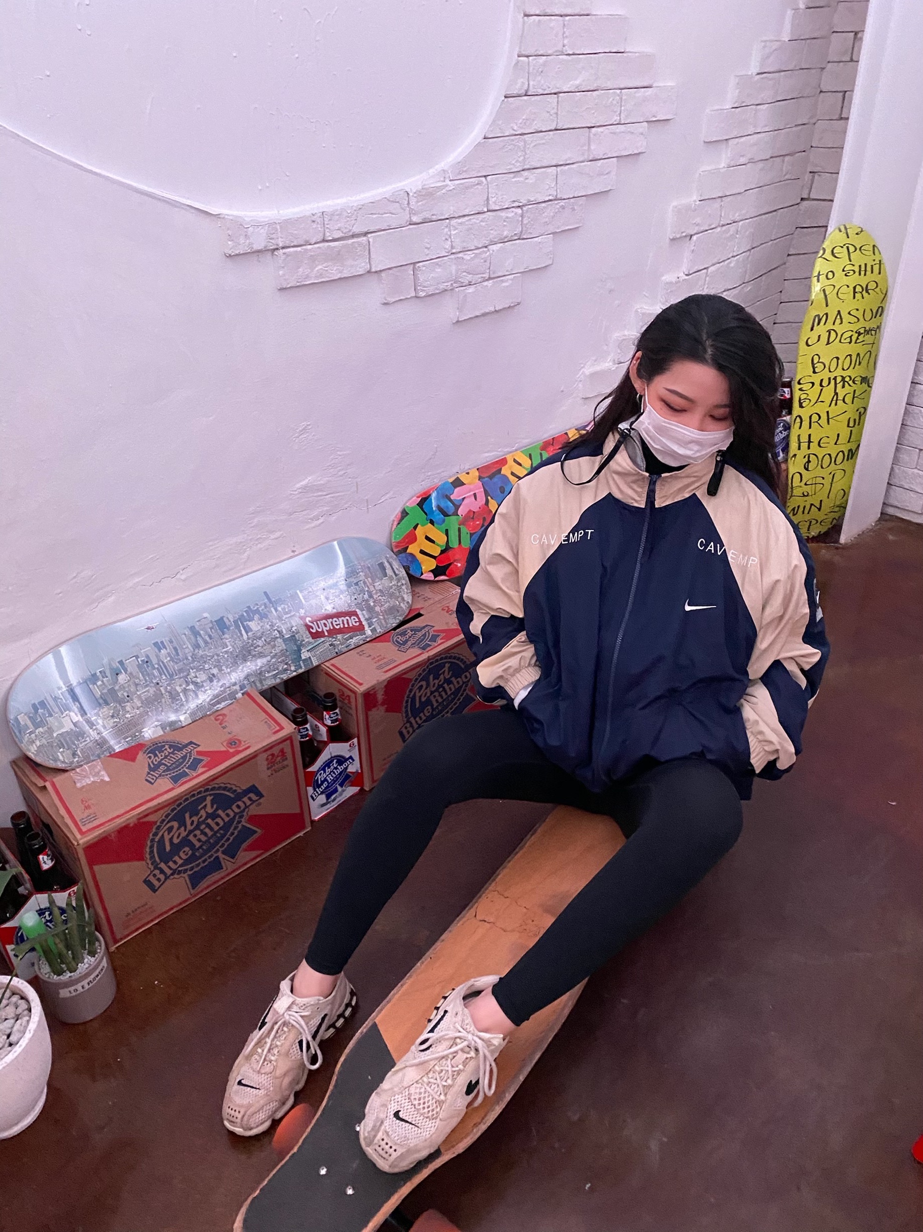 Nike x Stussy Air Zoom Spiridon Cage 2 Fossil, Nike x Cav Empt Track Jacket Navy 착용 스타일