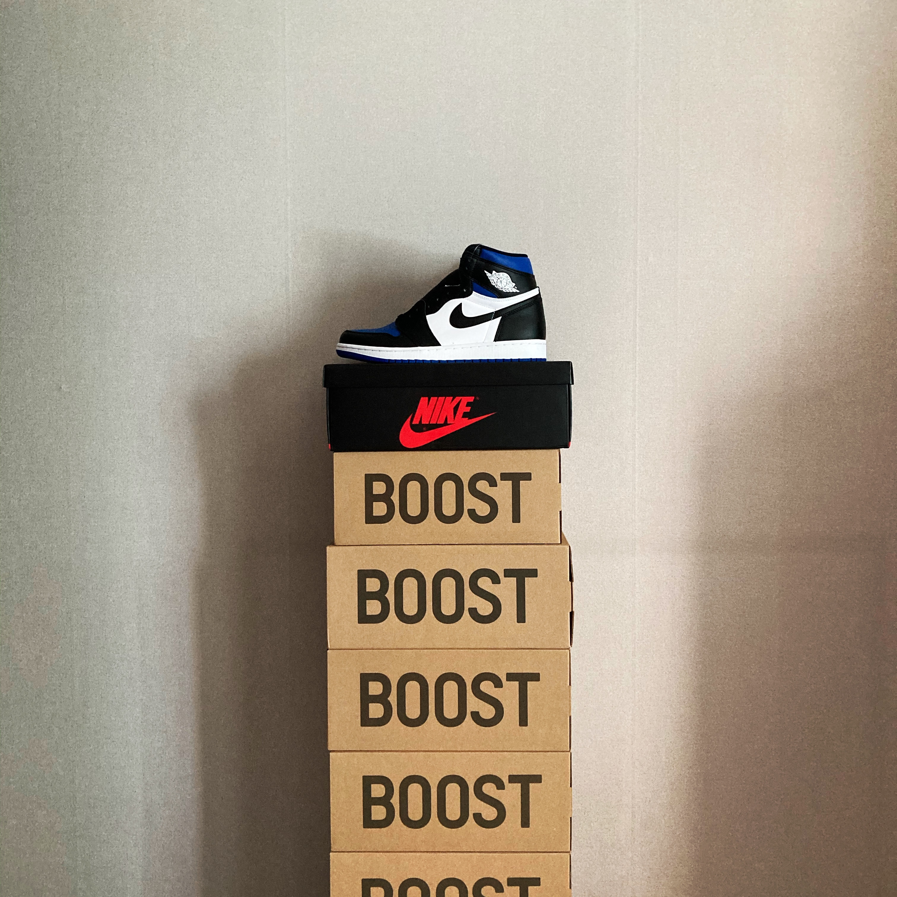 Jordan 1 Retro High OG Royal Toe 착용 스타일