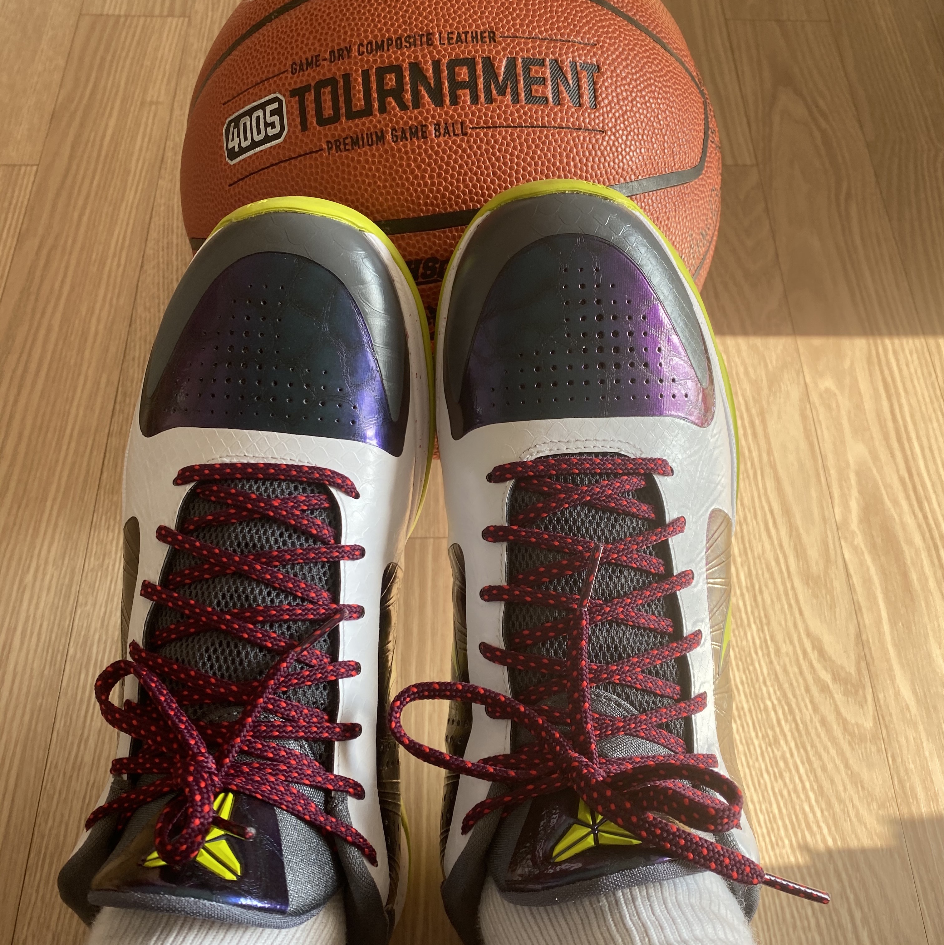 Nike Kobe 5 Protro Chaos 착용 스타일