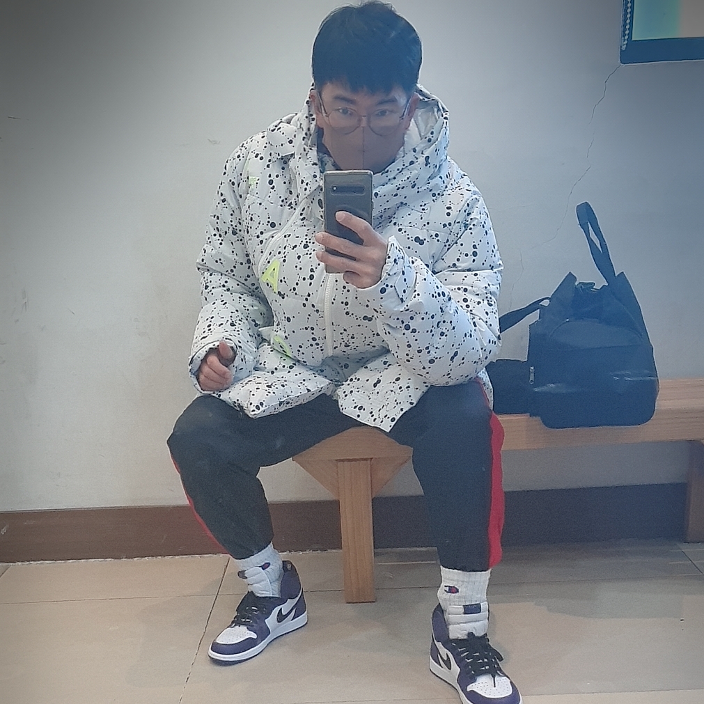 Jordan 1 Retro High OG Court Purple 2020 착용 스타일 - 1