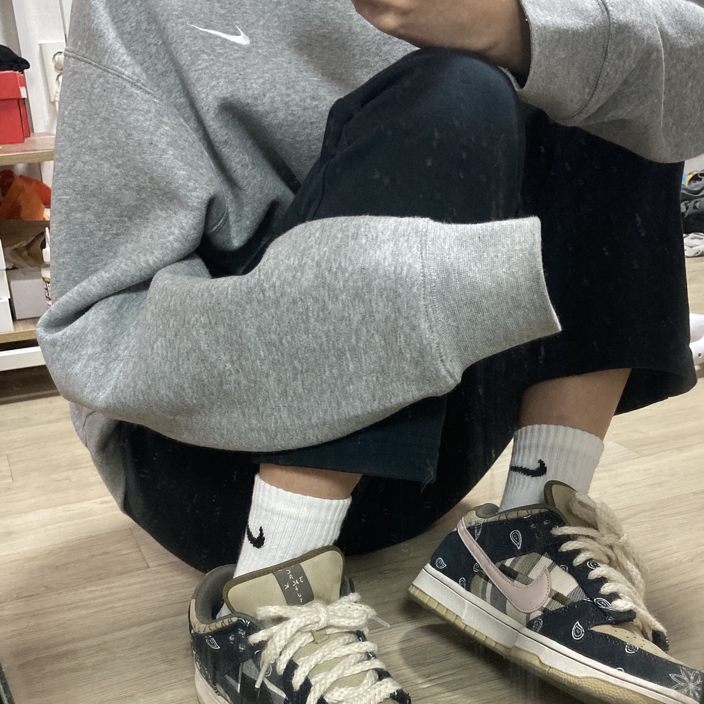 Nike x Travis Scott SB Dunk Low 착용 스타일