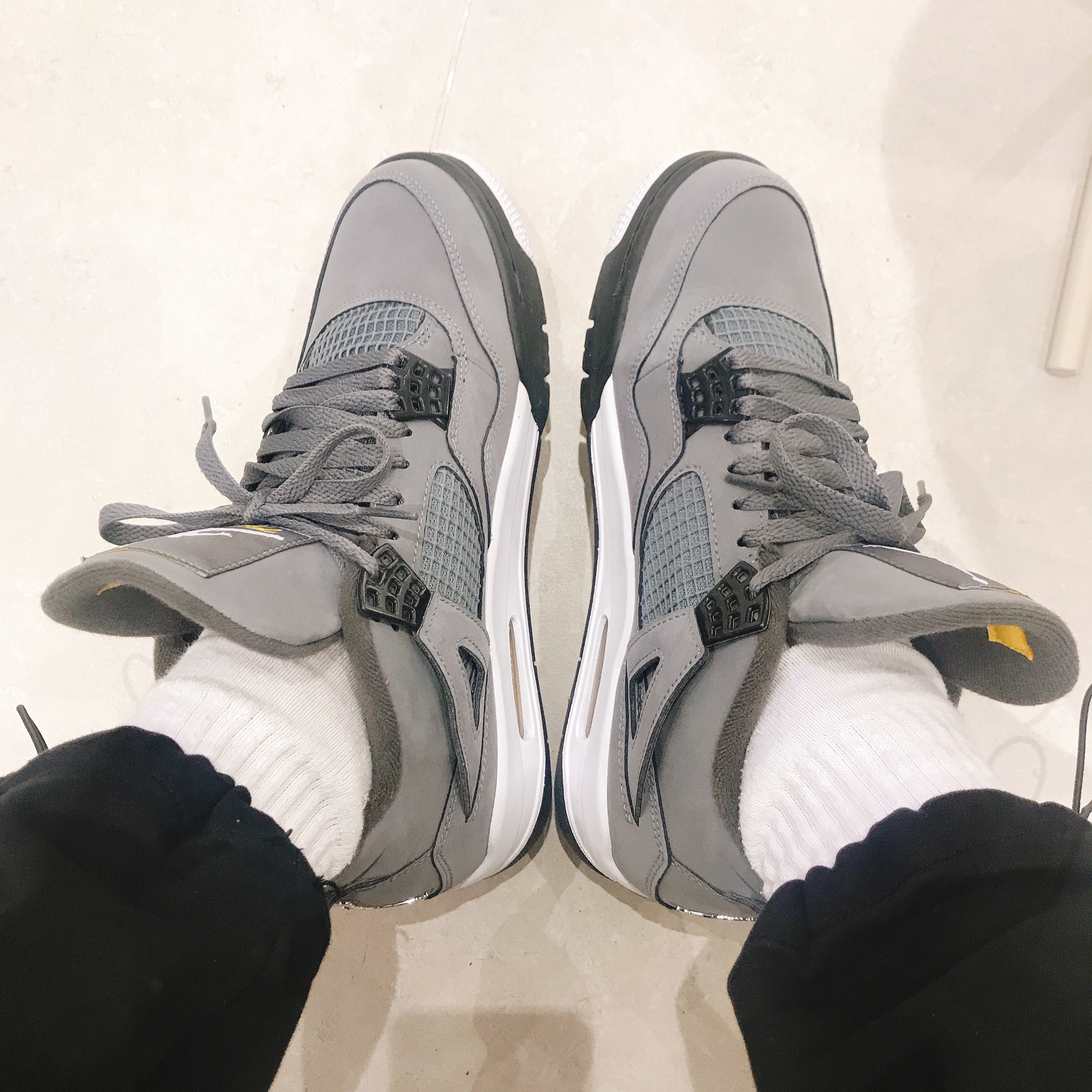Jordan 4 Retro Cool Grey 2019, Nike Big Swoosh Full Zip Jacket White Navy 착용 스타일 - 2