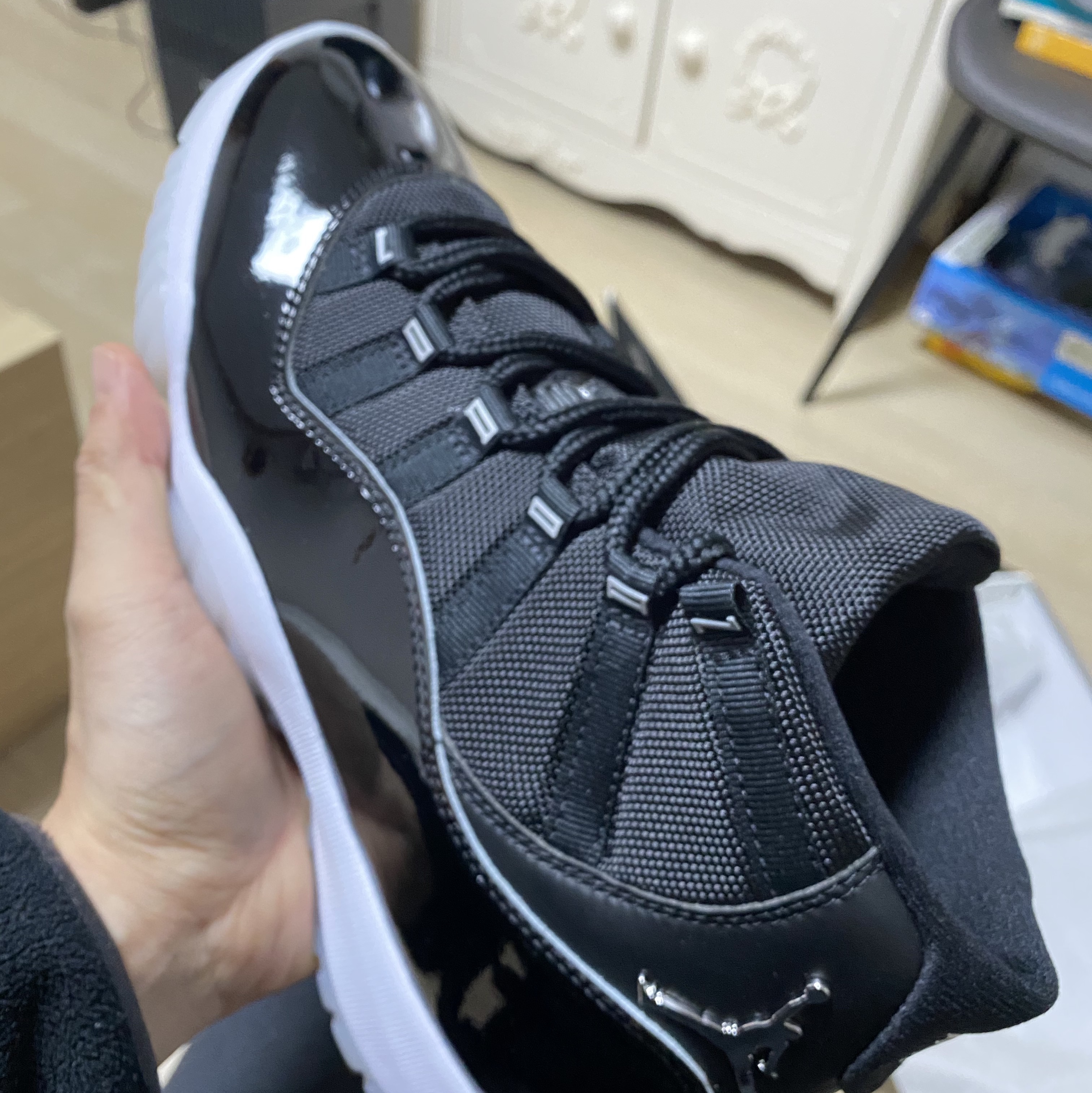 Jordan 11 Retro Jubilee 착용 스타일 - 3