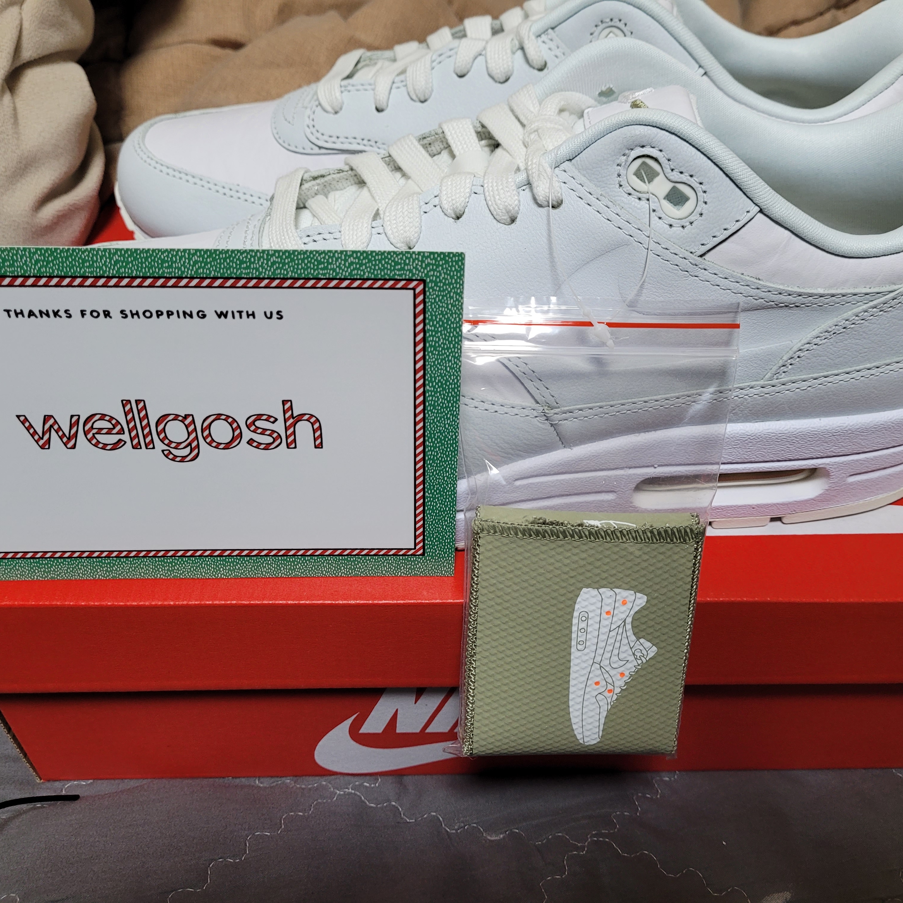 Nike Air Max 1 Asparagus 착용 스타일