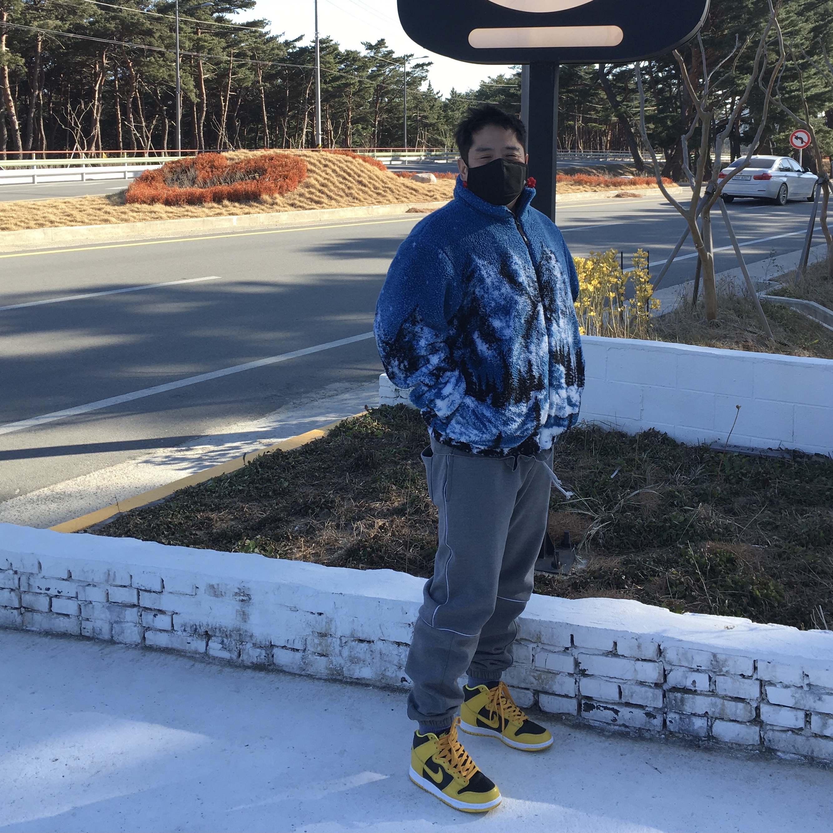 Nike Dunk High SP Varsity Maize 착용 스타일
