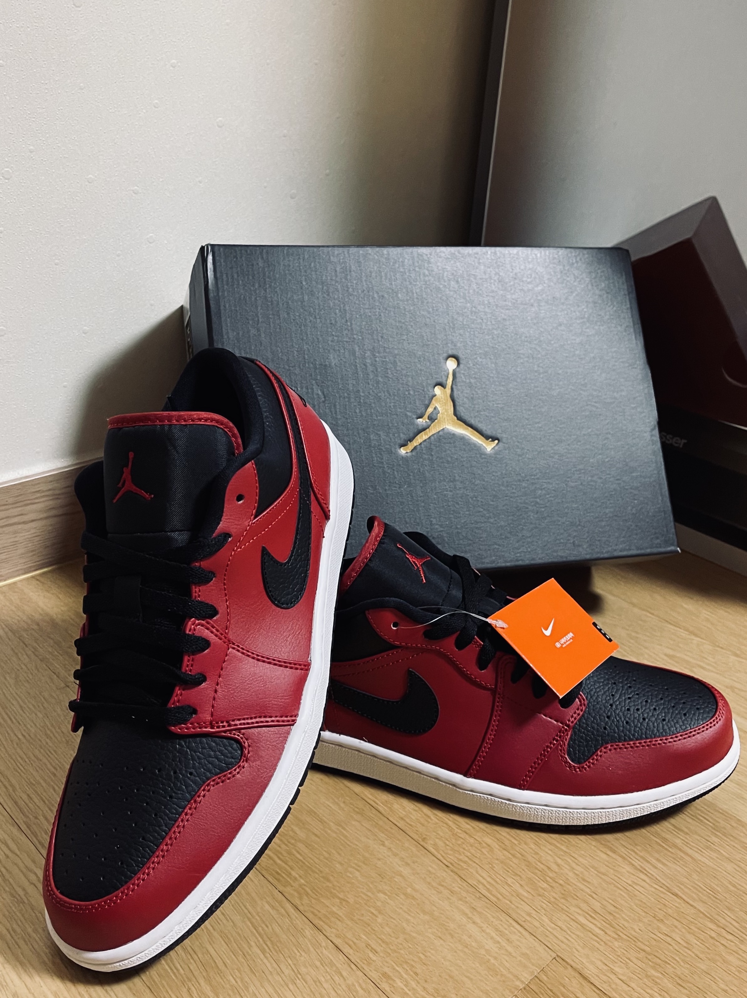 Jordan 1 Low Gym Red Black 착용 스타일