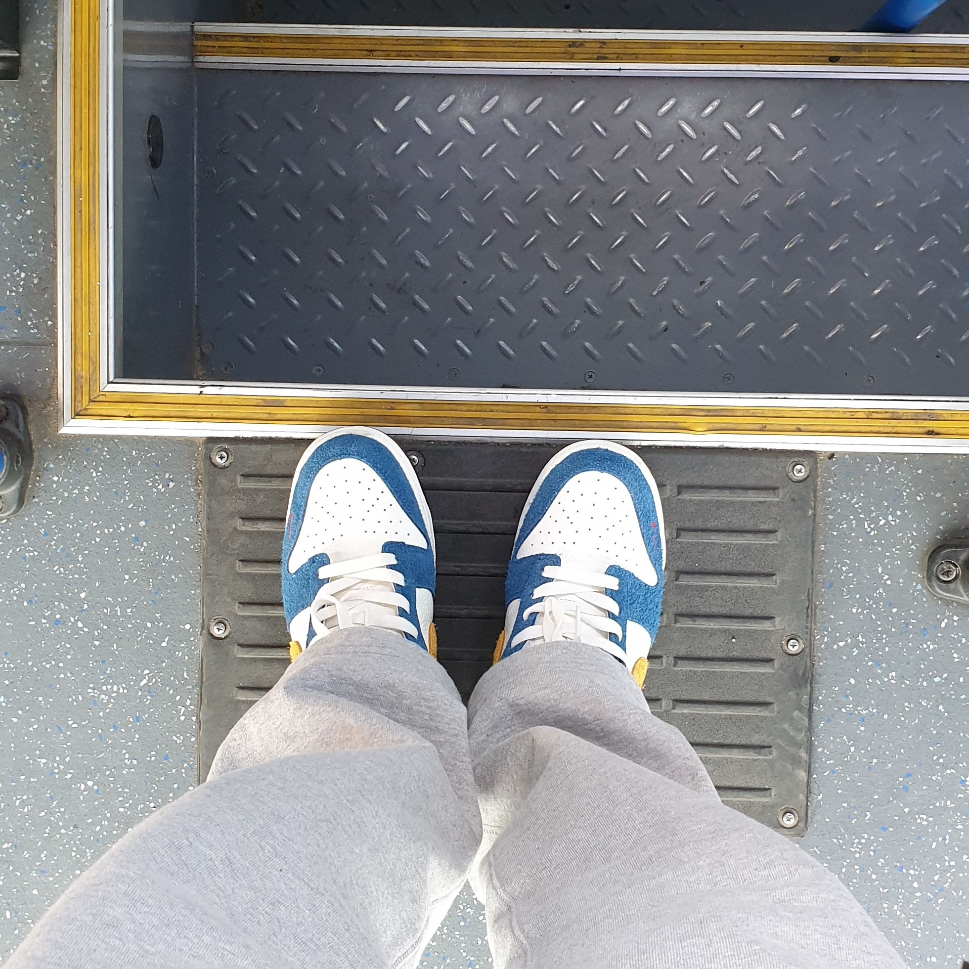 Nike x Kasina Dunk Low 80's Bus 착용 스타일 - 2