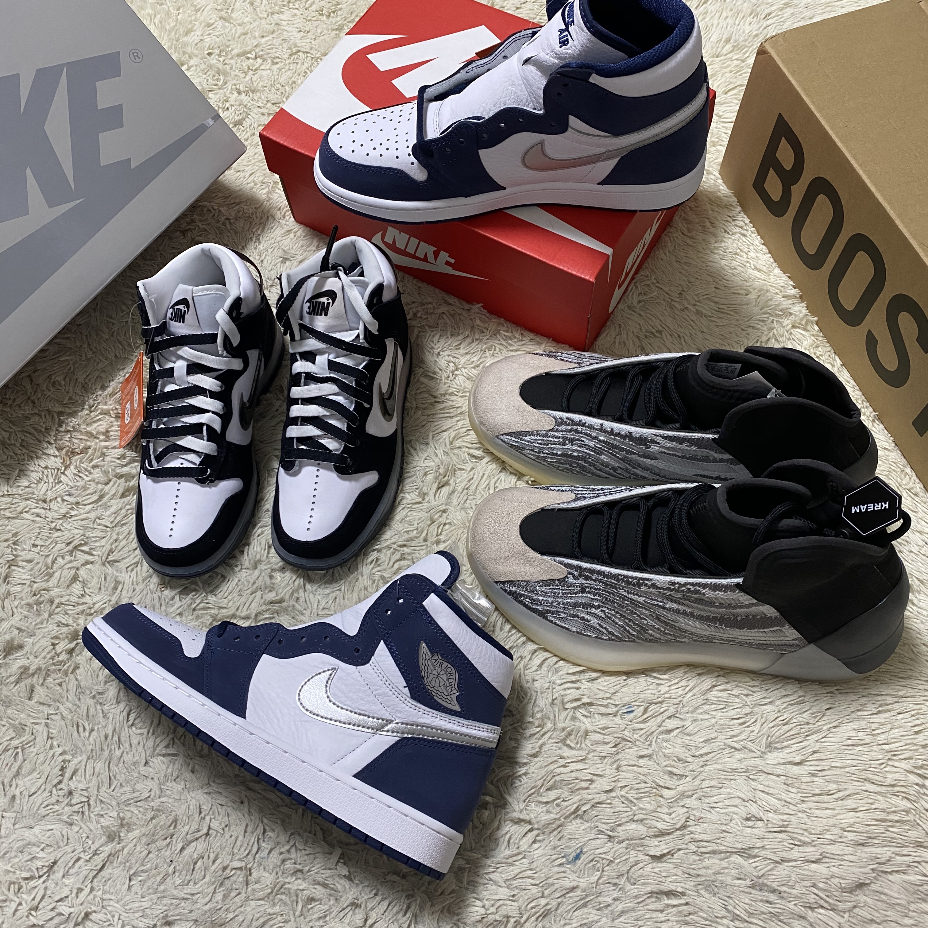 Jordan 1 Retro High OG CO.JP Midnight Navy, Nike x Slam Jam Dunk High SP Clear Black 착용 스타일