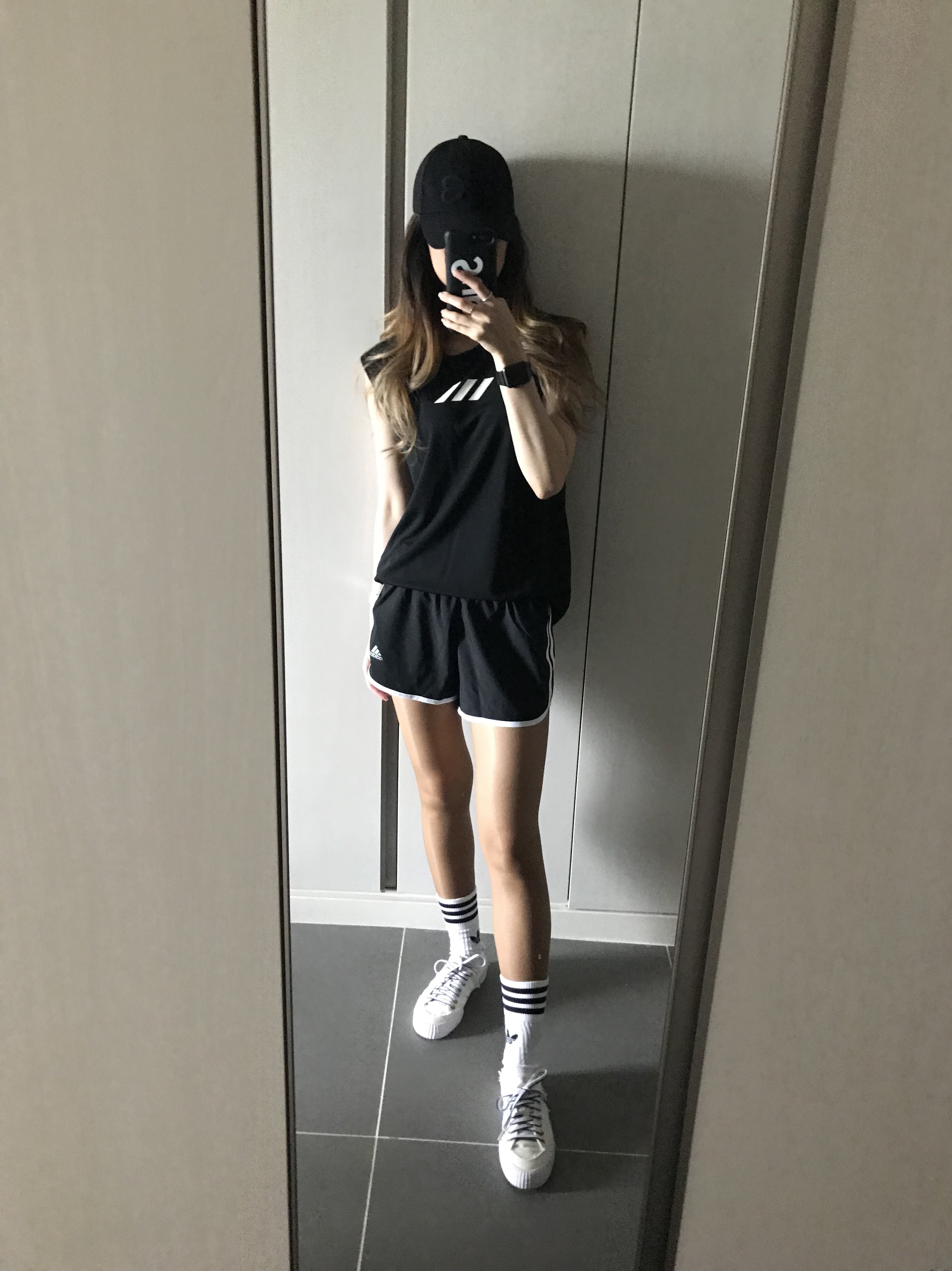 Adidas Nizza Donald Glover Off White 착용 스타일 - 2