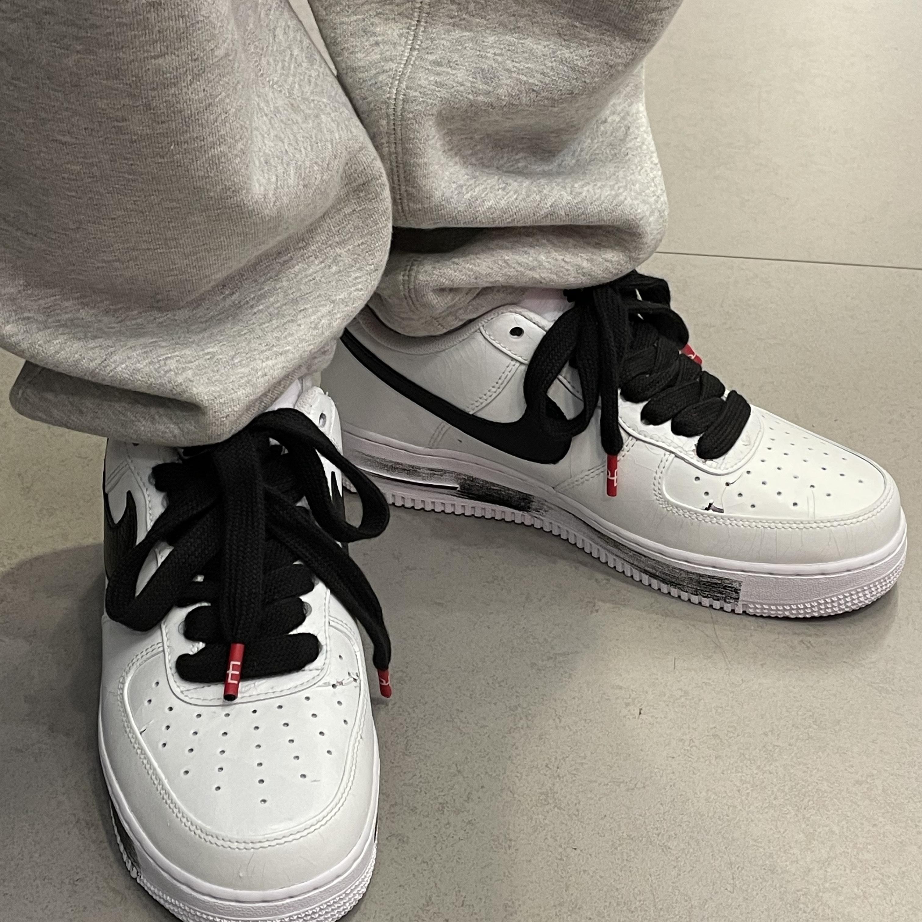 Nike x Peaceminusone Air Force 1 Low Para-Noise 2.0 착용 스타일