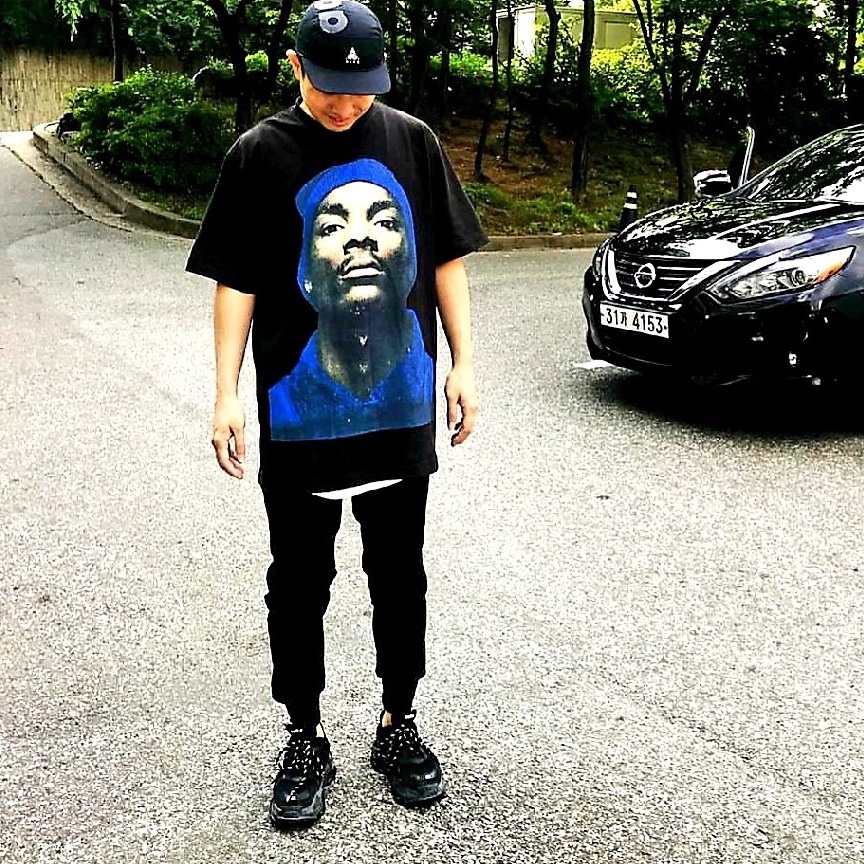 Balenciaga Triple S Sneakers Black 2020 착용 스타일