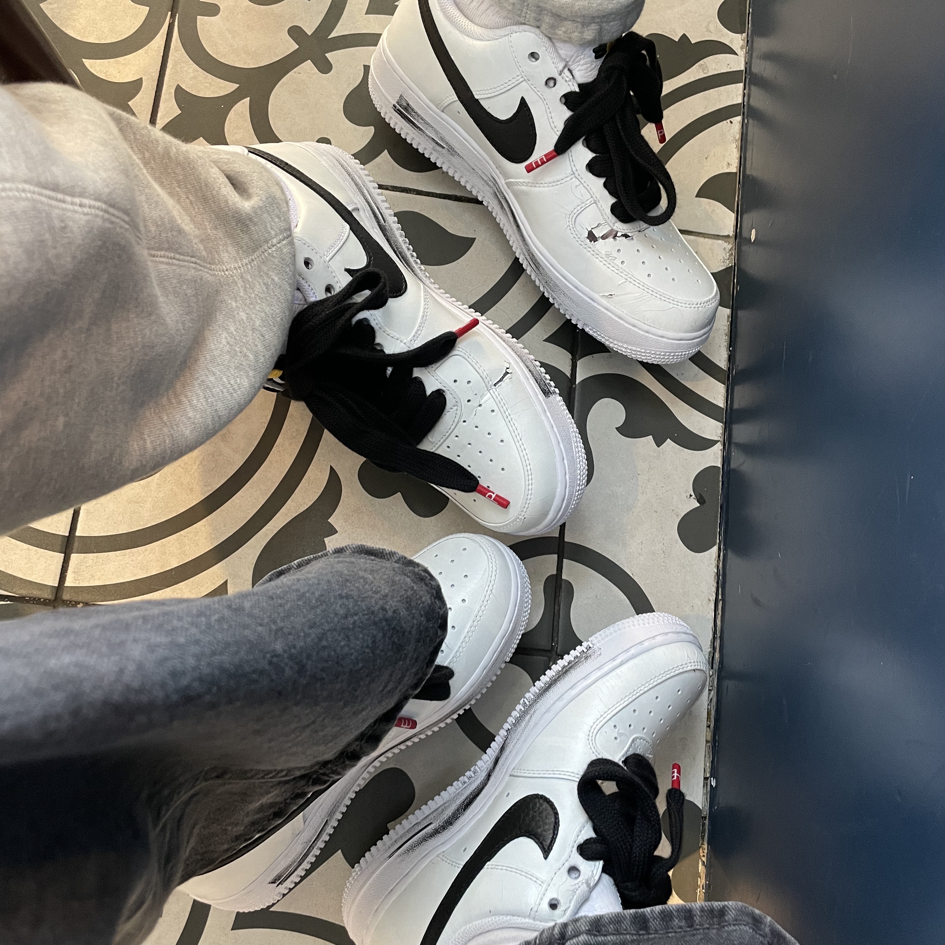 Nike x Peaceminusone Air Force 1 Low Para-Noise 2.0 착용 스타일 - 2