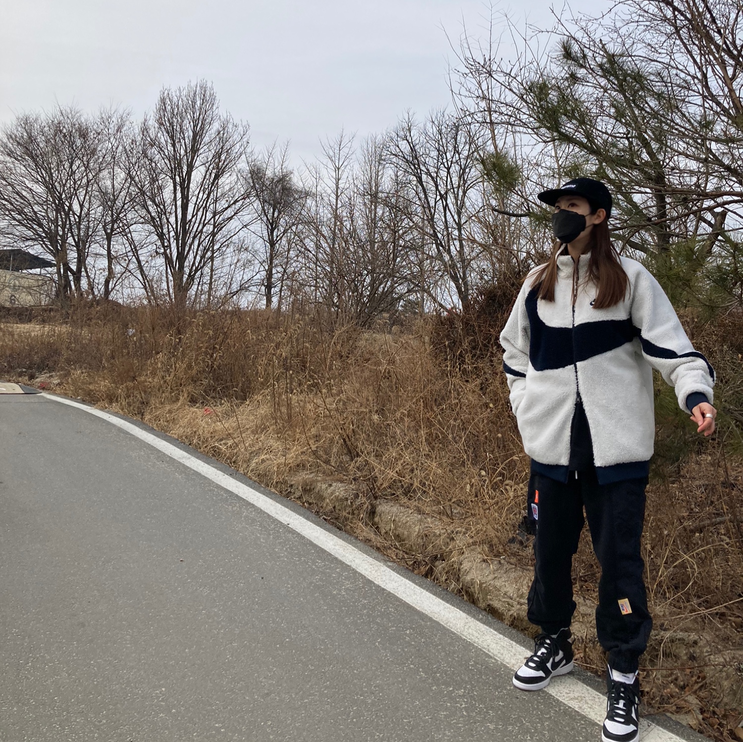Nike x Ambush Dunk High Black, Nike Big Swoosh Full Zip Jacket White Navy 착용 스타일