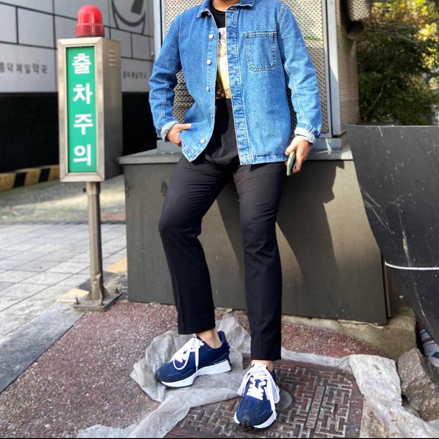 New Balance 327 Navy 착용 스타일