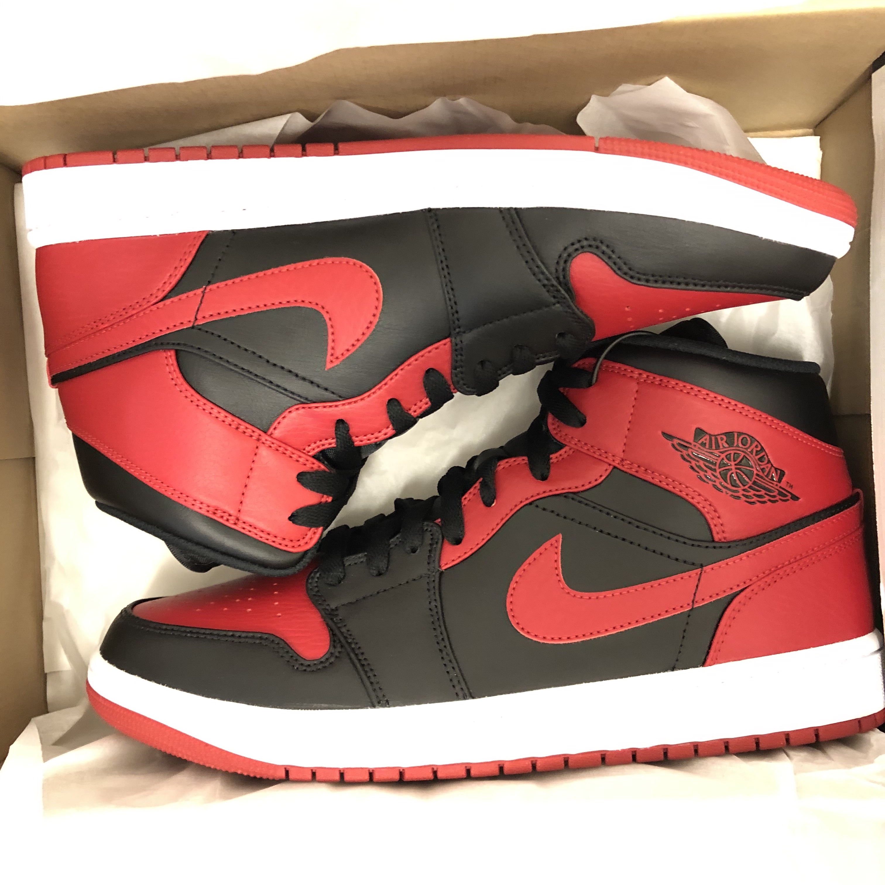 Jordan 1 Mid Bred Banned 2020 착용 스타일