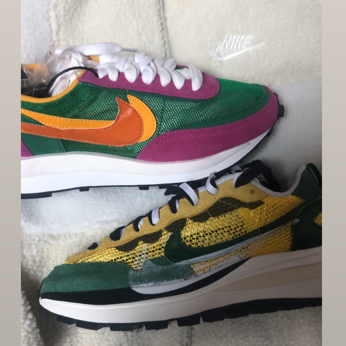 Nike x Sacai VaporWaffle Tour Yellow & Gorge Green Sail, Nike x Sacai LDWaffle Pine Green 착용 스타일