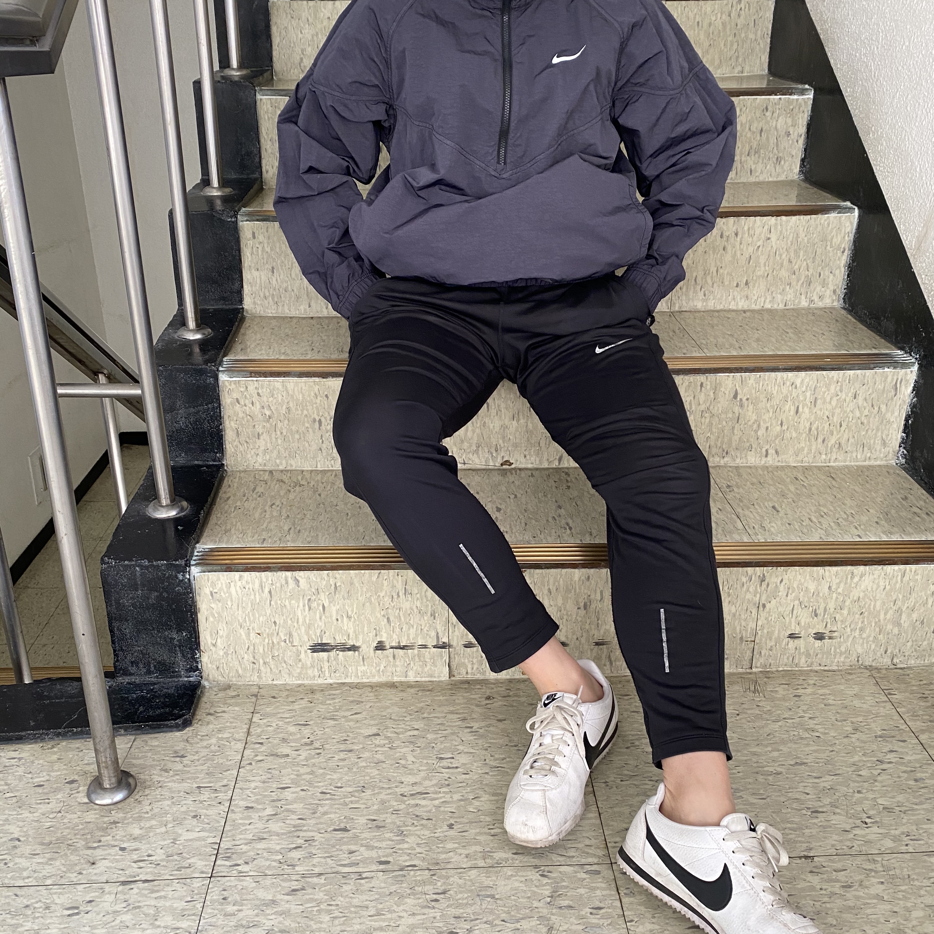Nike x Stussy Windrunner Jacket Off Noir 착용 스타일