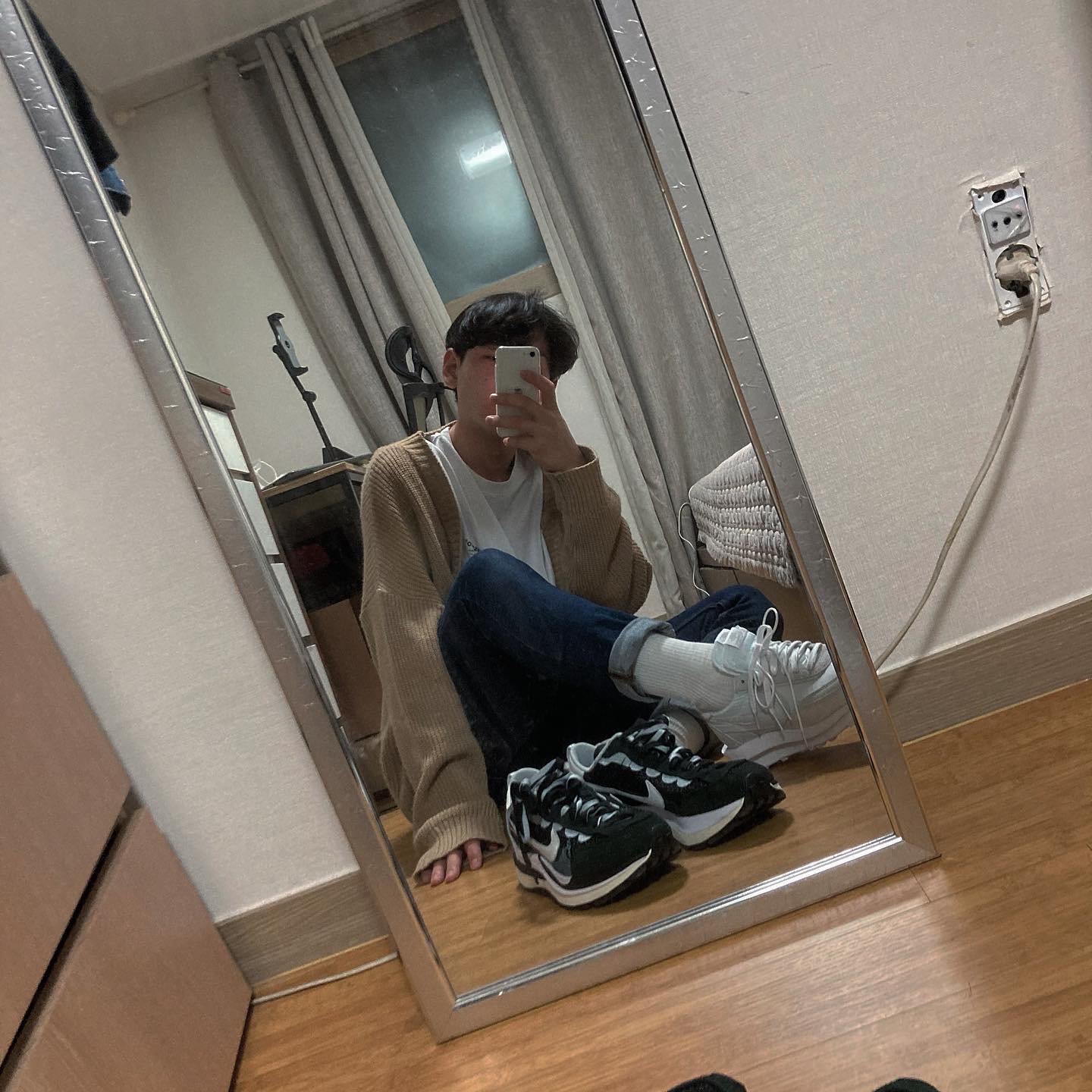 Nike x Sacai VaporWaffle Black White, Nike x Sacai LDWaffle White Nylon 착용 스타일