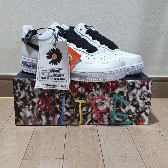Nike x Peaceminusone Air Force 1 Low Para-Noise 2.0 착용 스타일