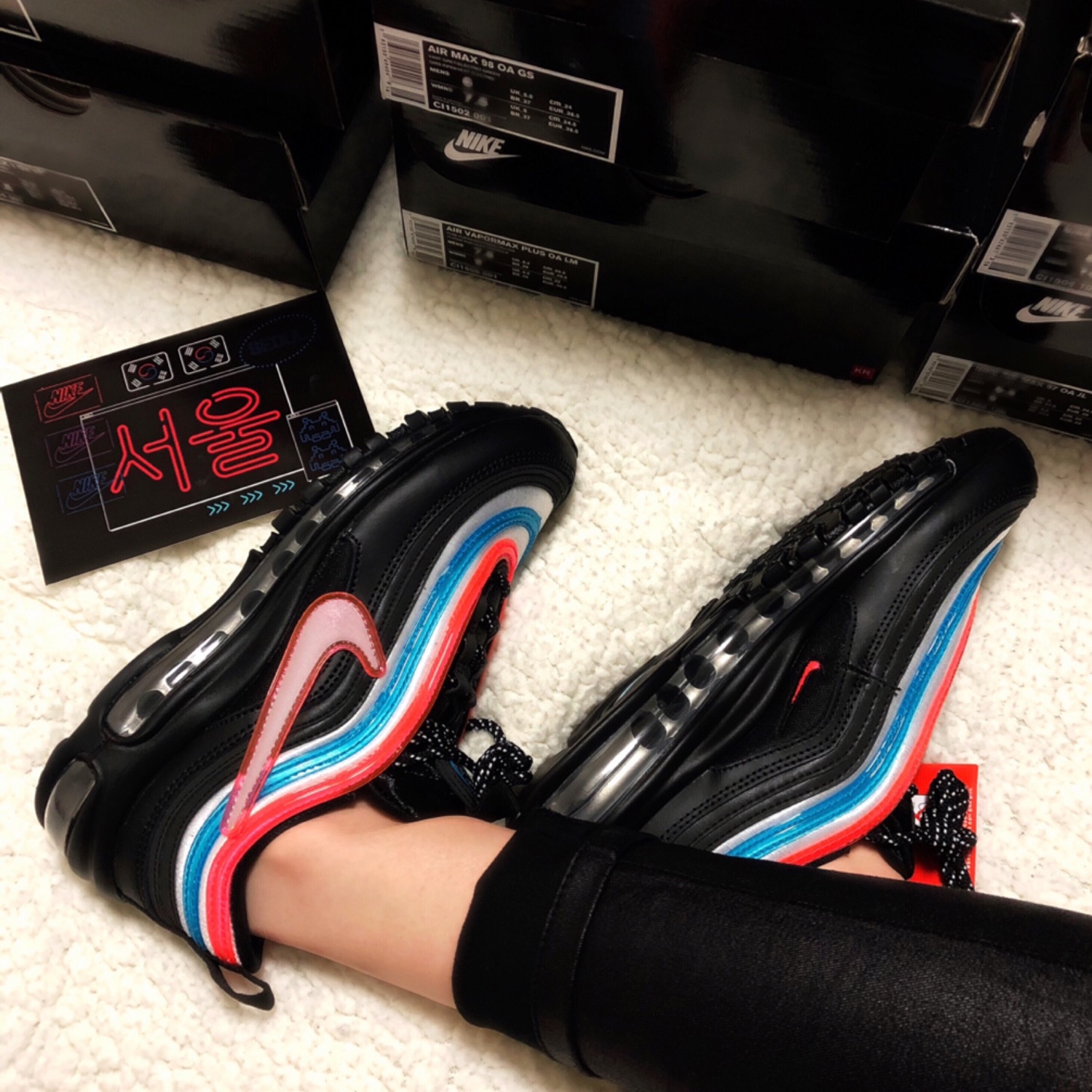 Nike Air Max 97 Neon Seoul 착용 스타일