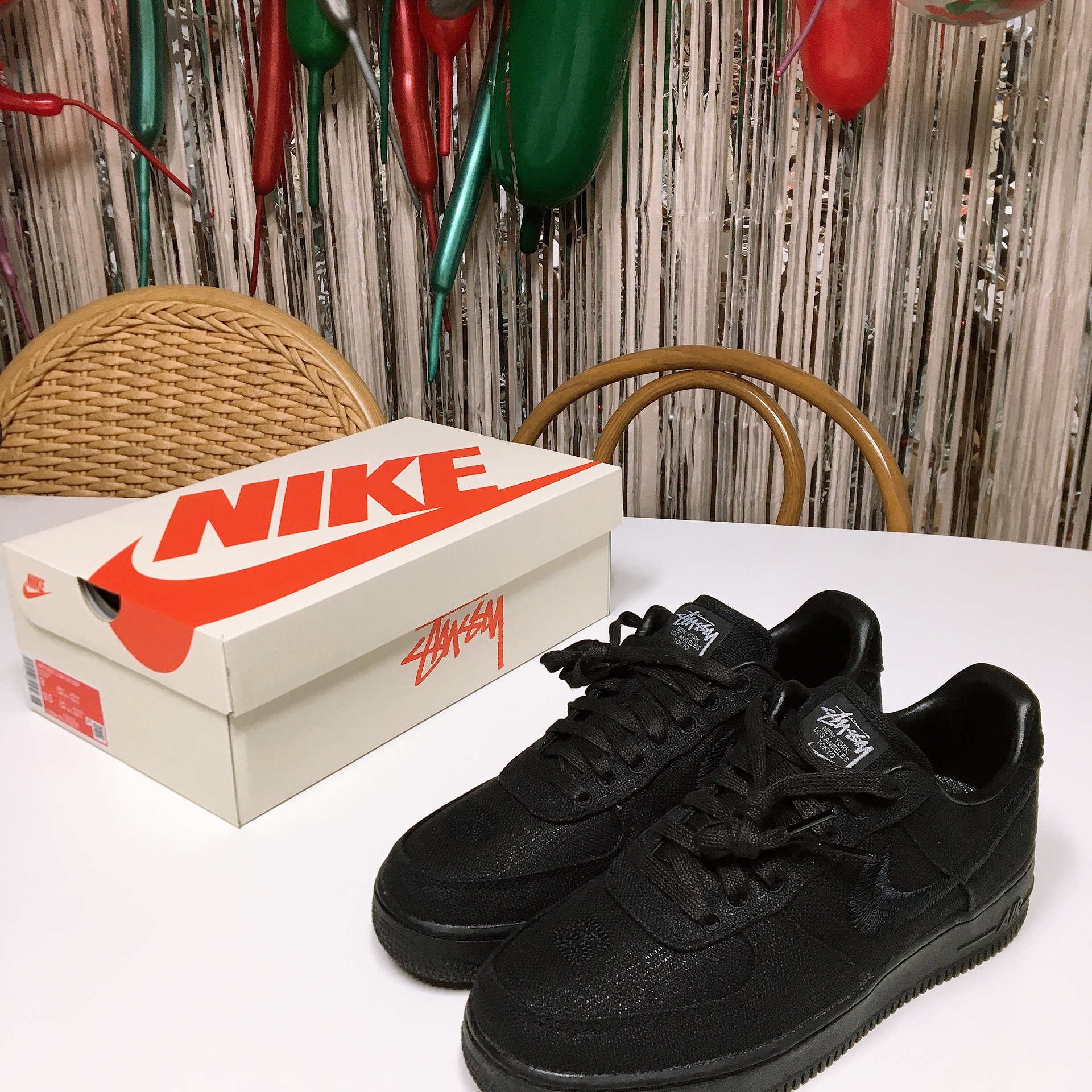 Nike x Stussy Air Force 1 Low Triple Black 착용 스타일 - 1