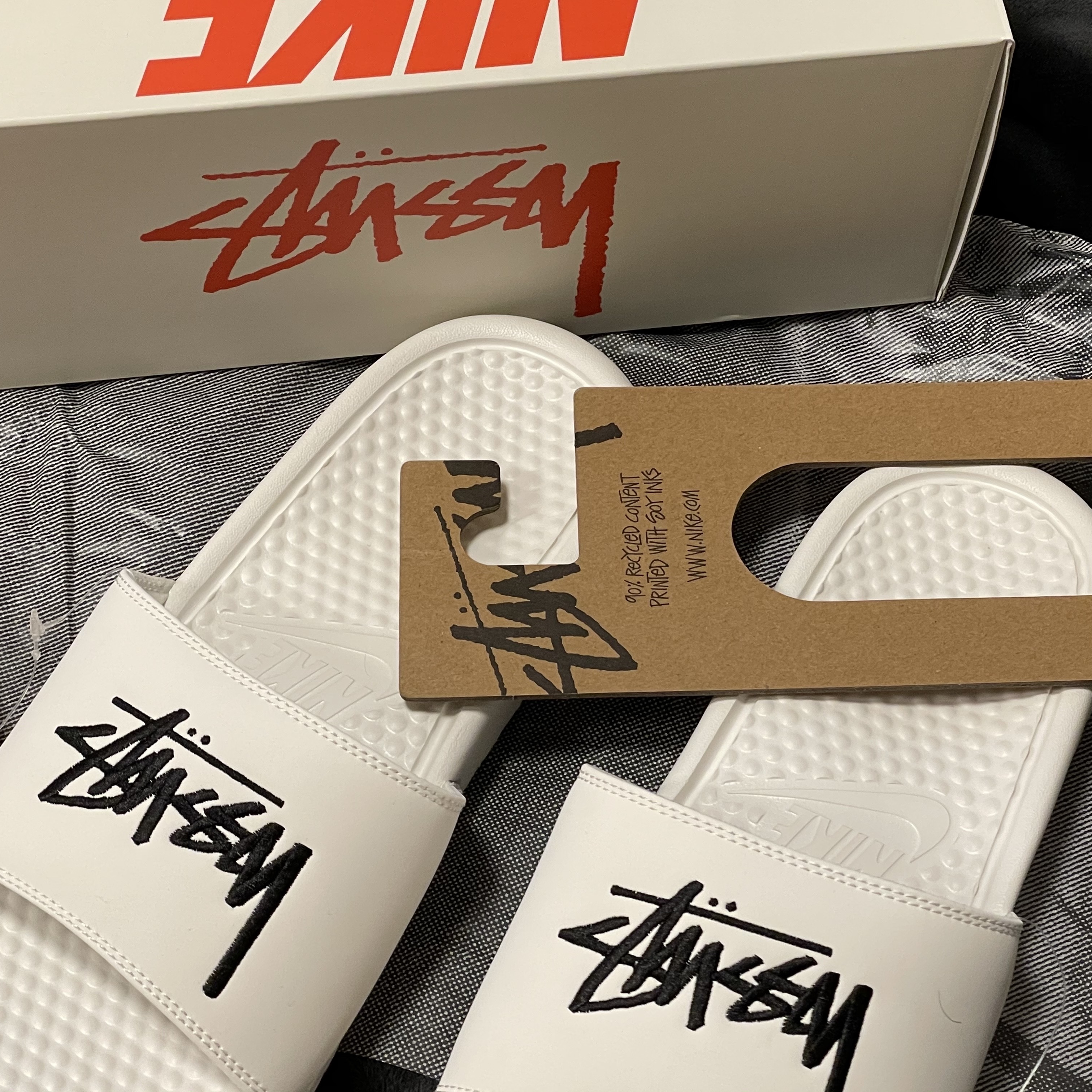 Nike x Stussy WT T-Shirt White - US/EU, Nike x Stussy NRG ZR Fleece Crewneck Heather Grey - US/EU 착용 스타일 - 5