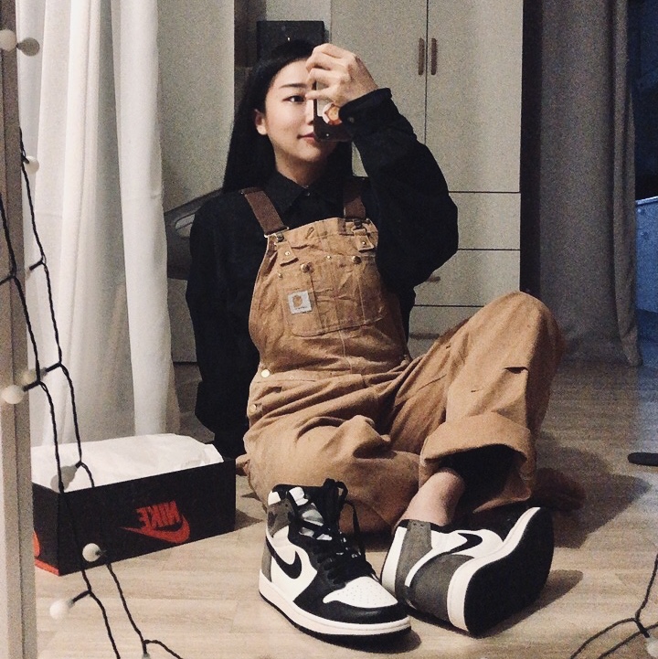 Jordan 1 Retro High OG Black Mocha 착용 스타일