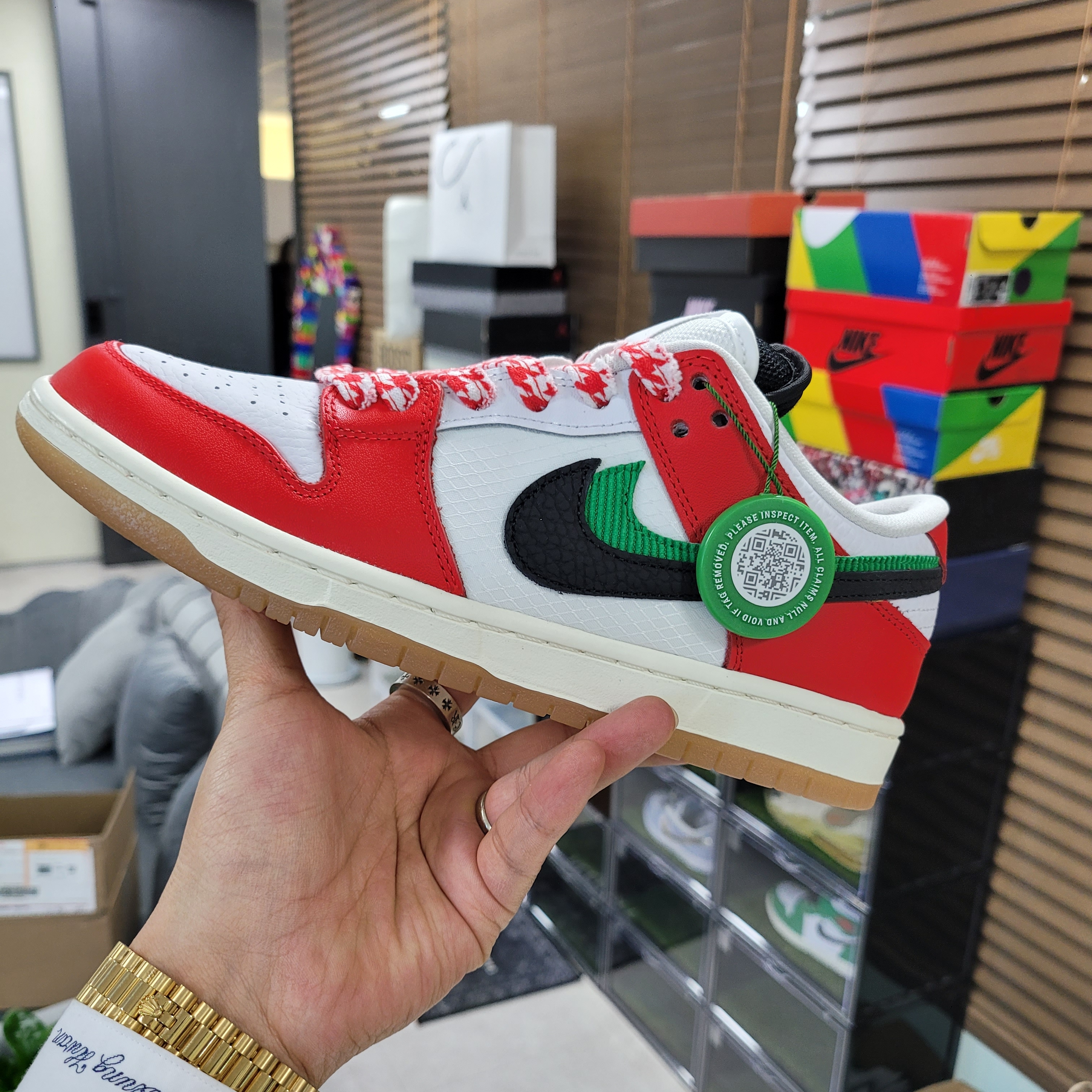 Nike x Frame Skate SB Dunk Low Pro Habibi 착용 스타일