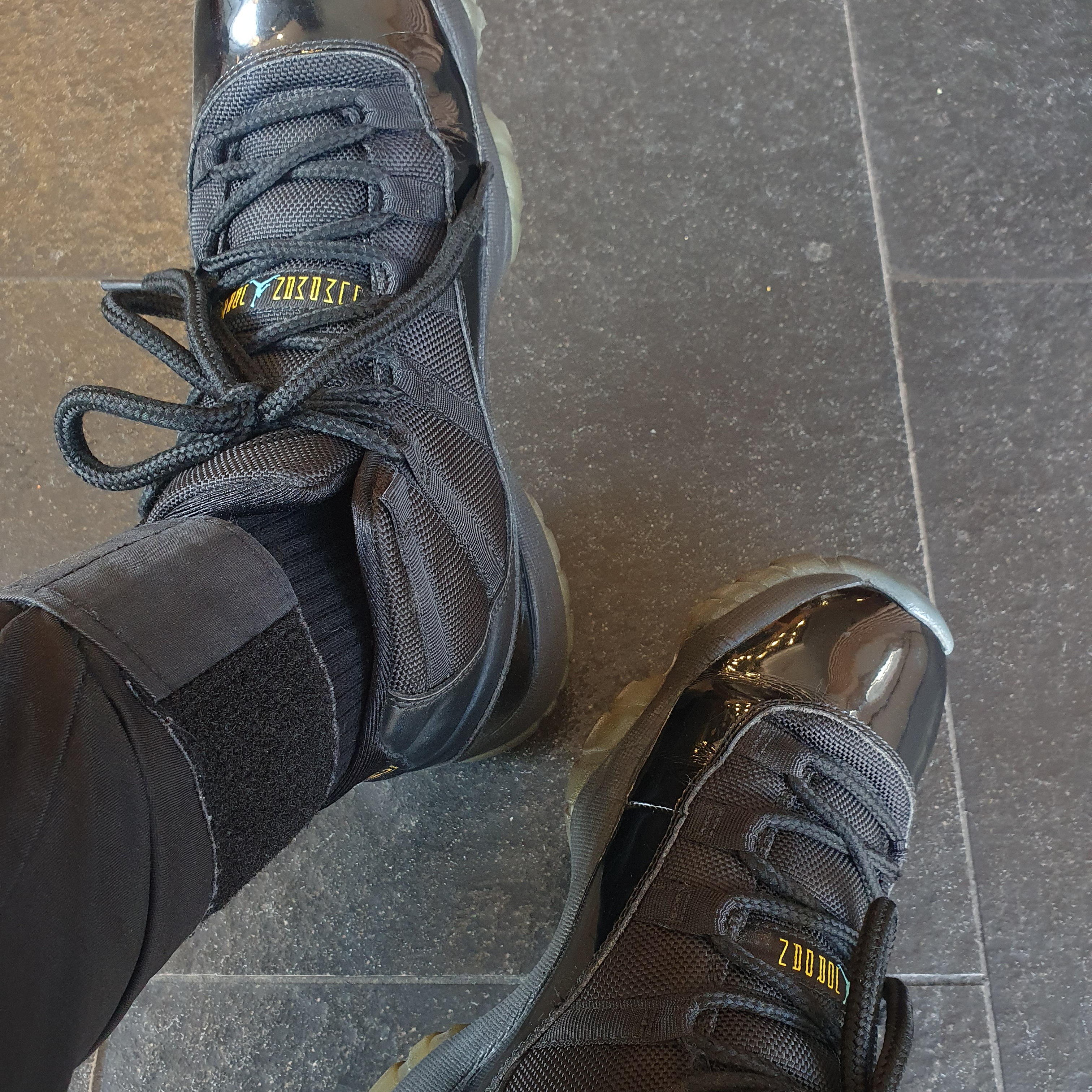 Jordan 11 Retro Gamma Blue 착용 스타일 - 2