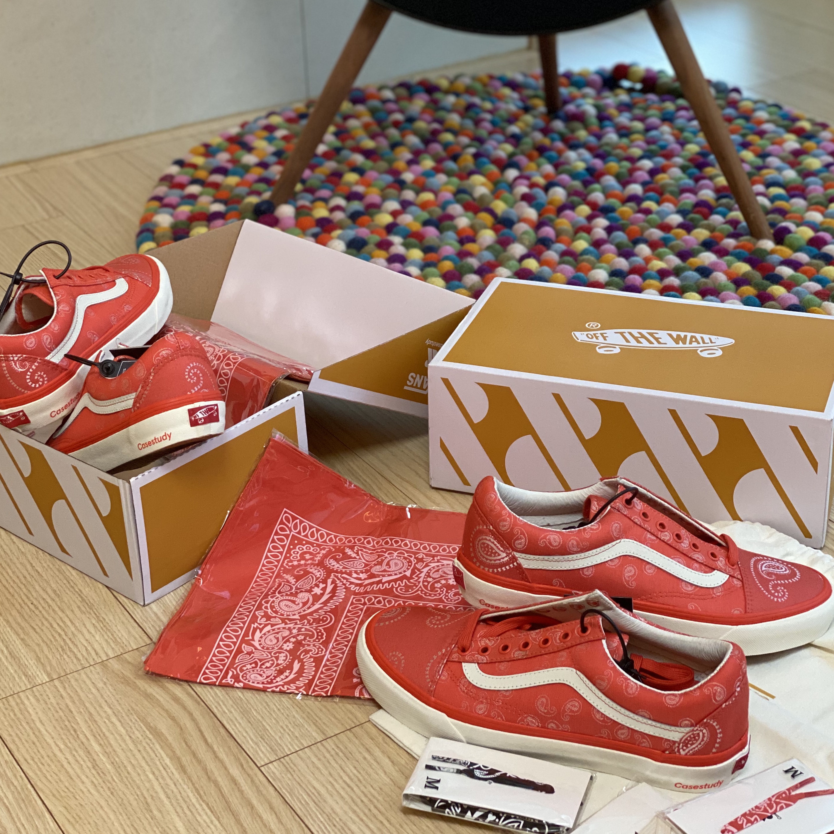 Vans Vault x Casestudy Old Skool LX Cherry Tomato 착용 스타일