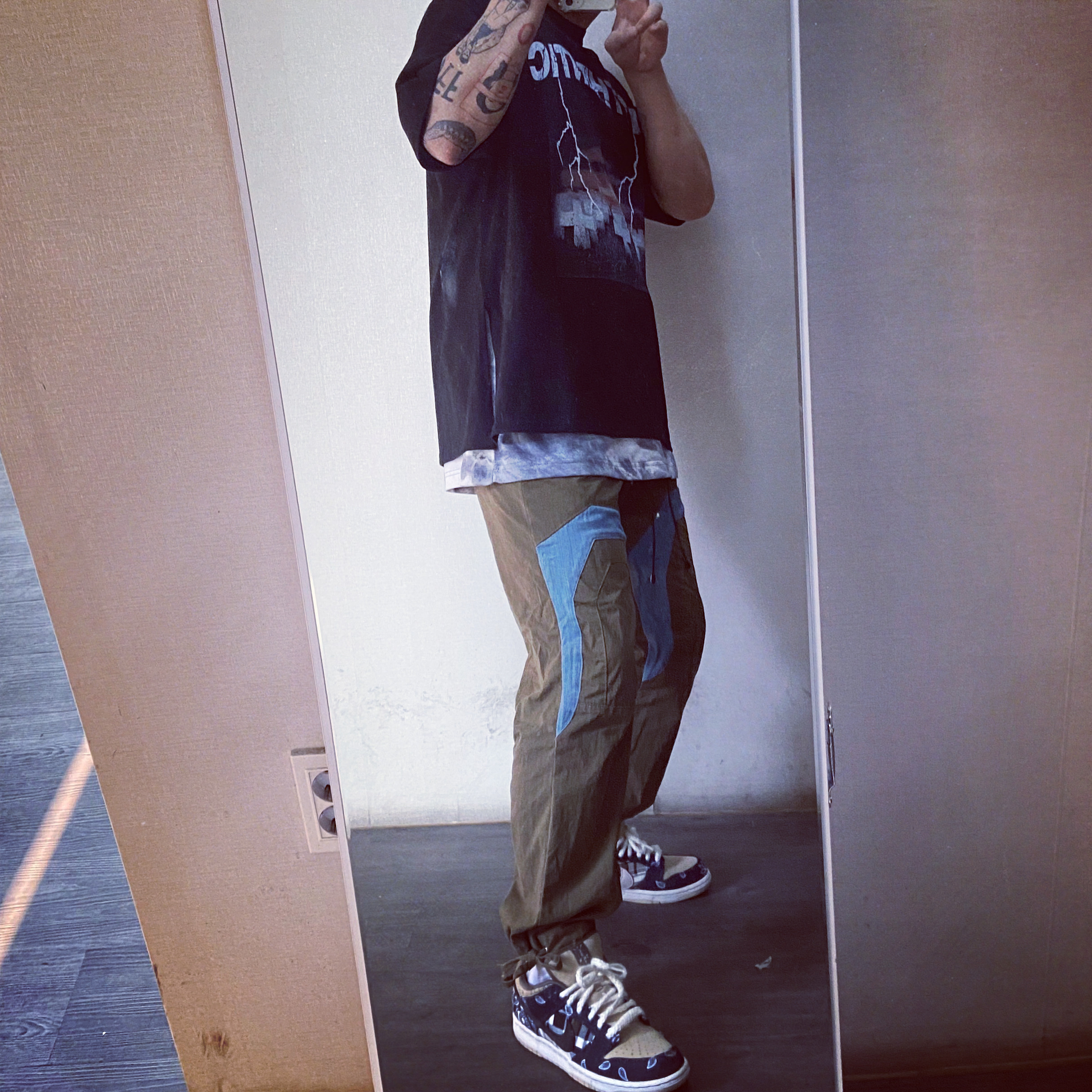 Nike x Travis Scott SB Dunk Low 착용 스타일