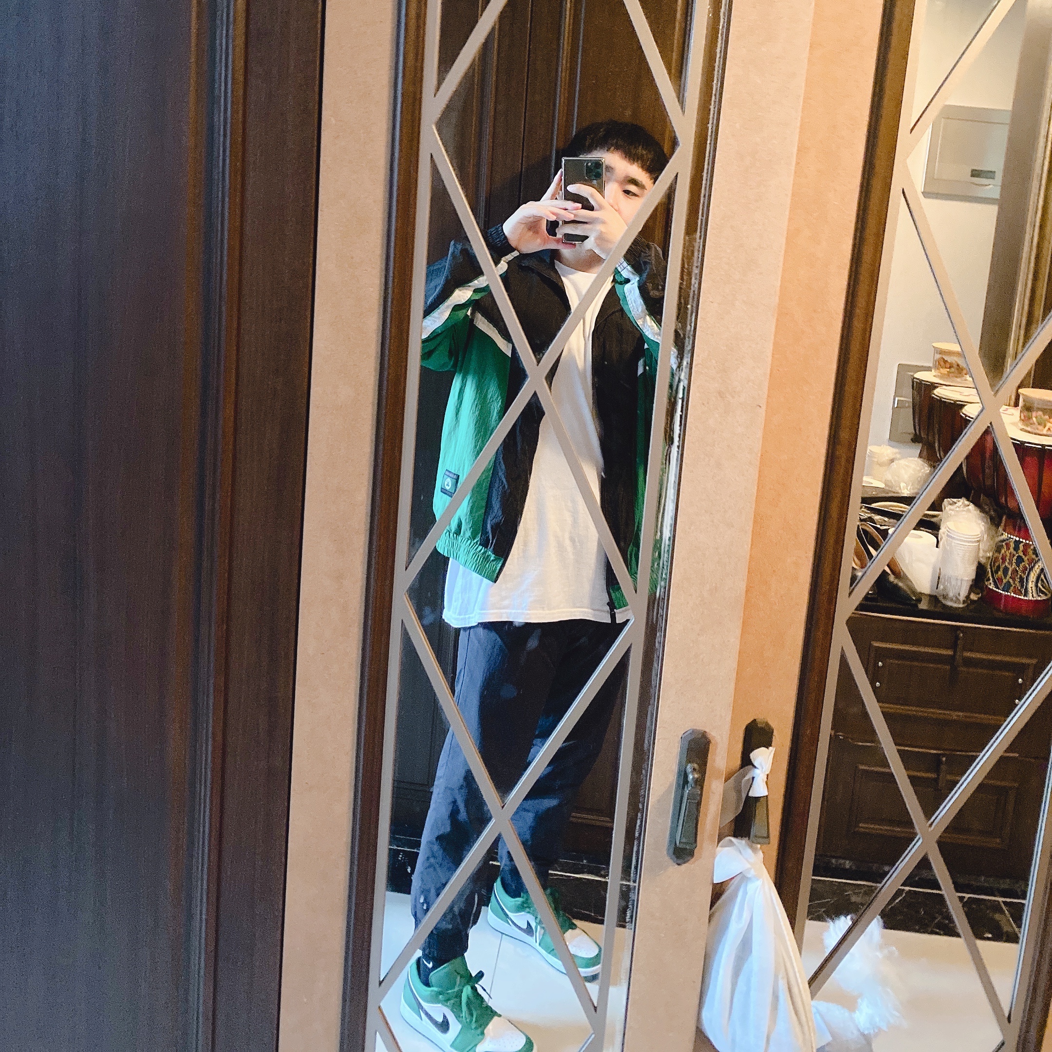 Jordan 1 Low Pine Green, (GS) Jordan 1 Low Pine Green 착용 스타일