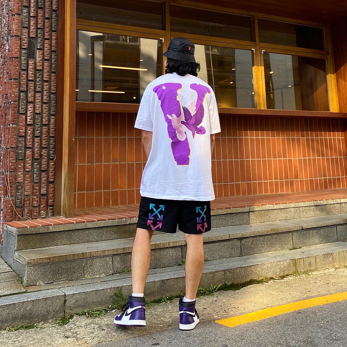 Jordan 1 Retro High OG Court Purple 2020 착용 스타일 - 1