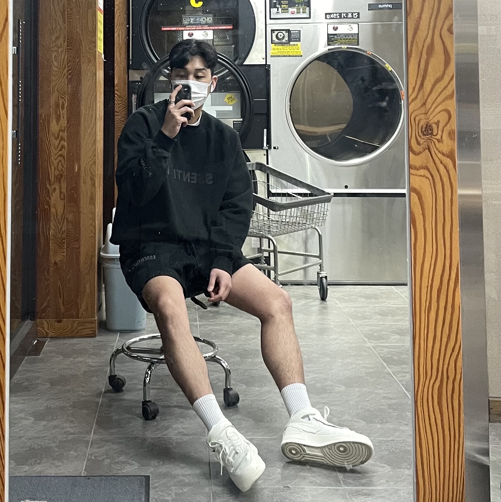 Nike x Comme des Garcons Homme Plus Air Force Mid White 착용 스타일